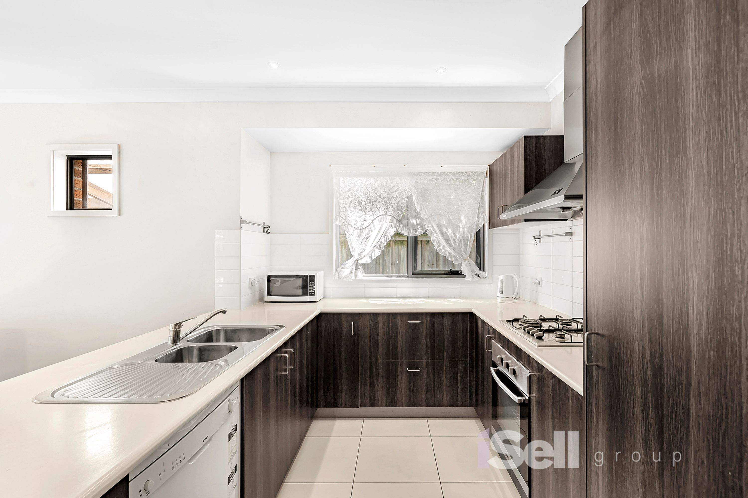 15 Newcomen Road, Springvale - Thumbnail 6