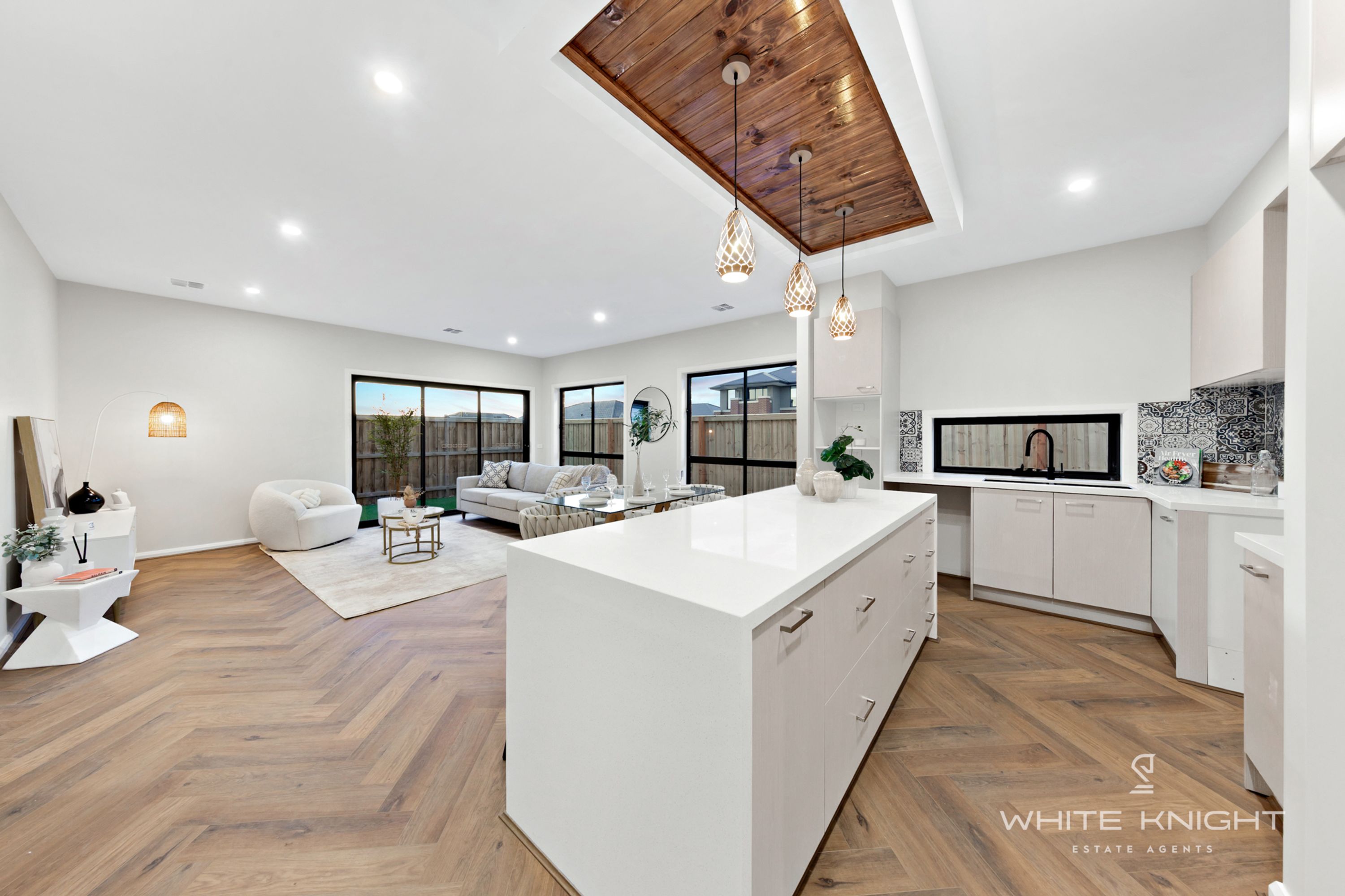 2 Eastcastle Drive, Fraser Rise VIC 3336, Fraser Rise - Thumbnail 8