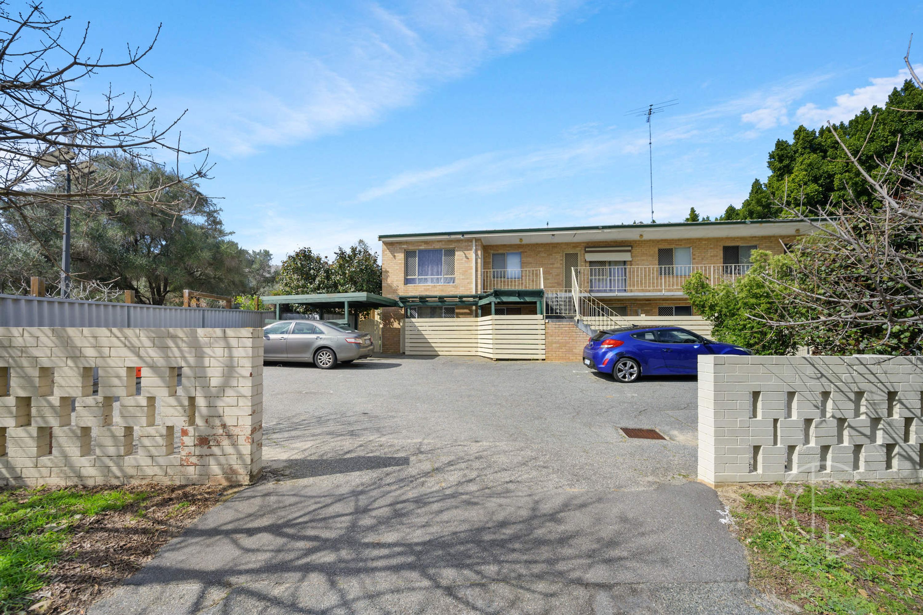 2/4 Jersey Street, Jolimont, WA 6014, Jolimont - Thumbnail 3