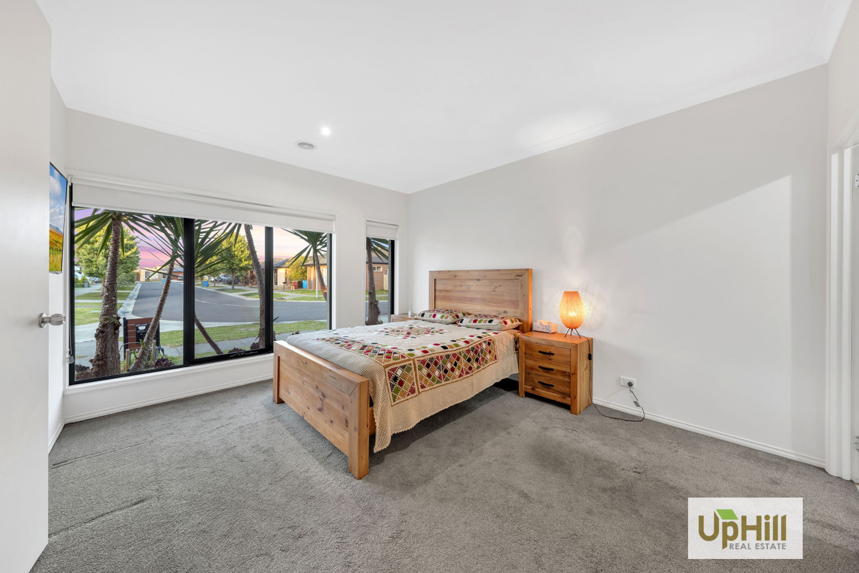 28 Jackwood Drive, Clyde North - Thumbnail 3