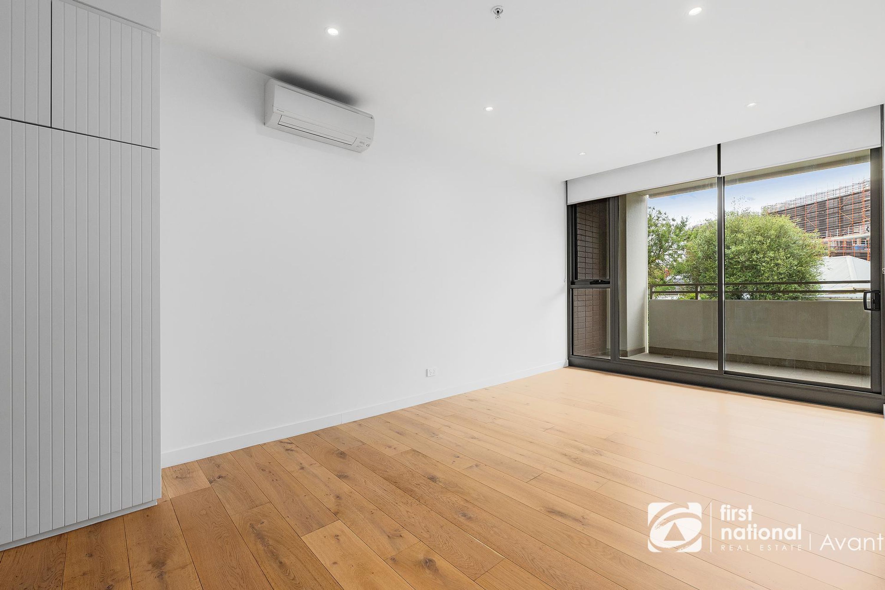 F137/11 Bond Street, Caulfield North - Thumbnail 2