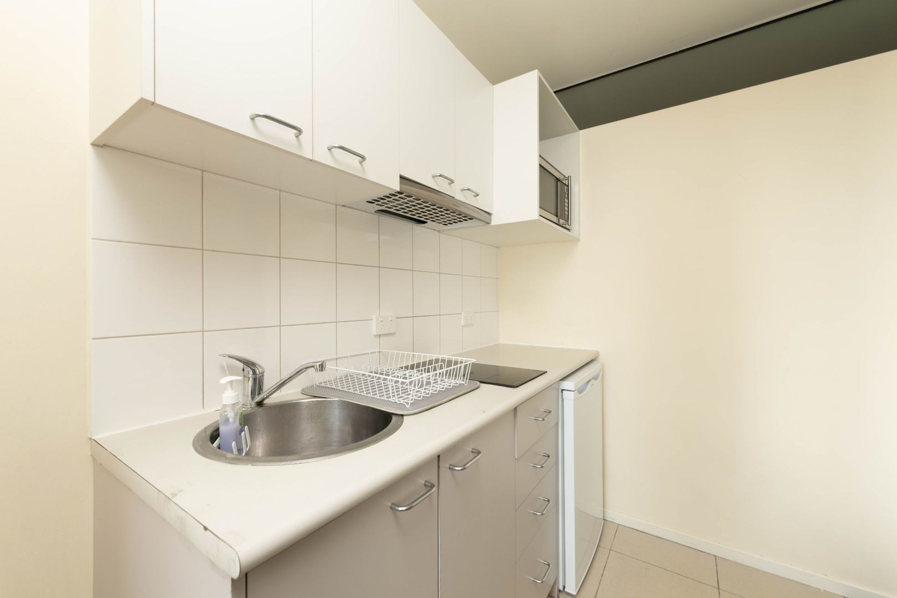 718/139 Lonsdale Street, Melbourne - Thumbnail 4