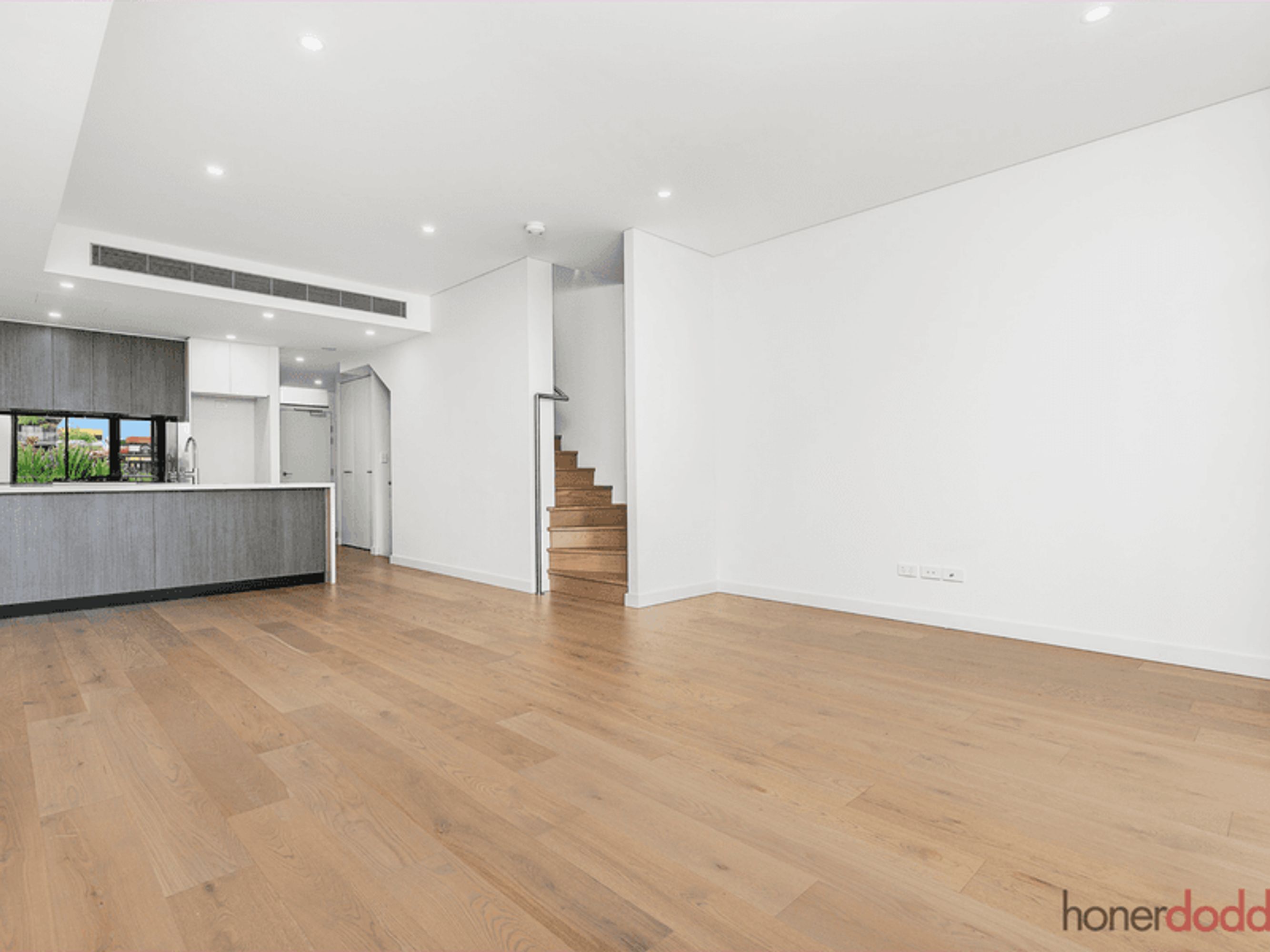 34 Garrigarrang Avenue, Kogarah, Kogarah - Thumbnail 2