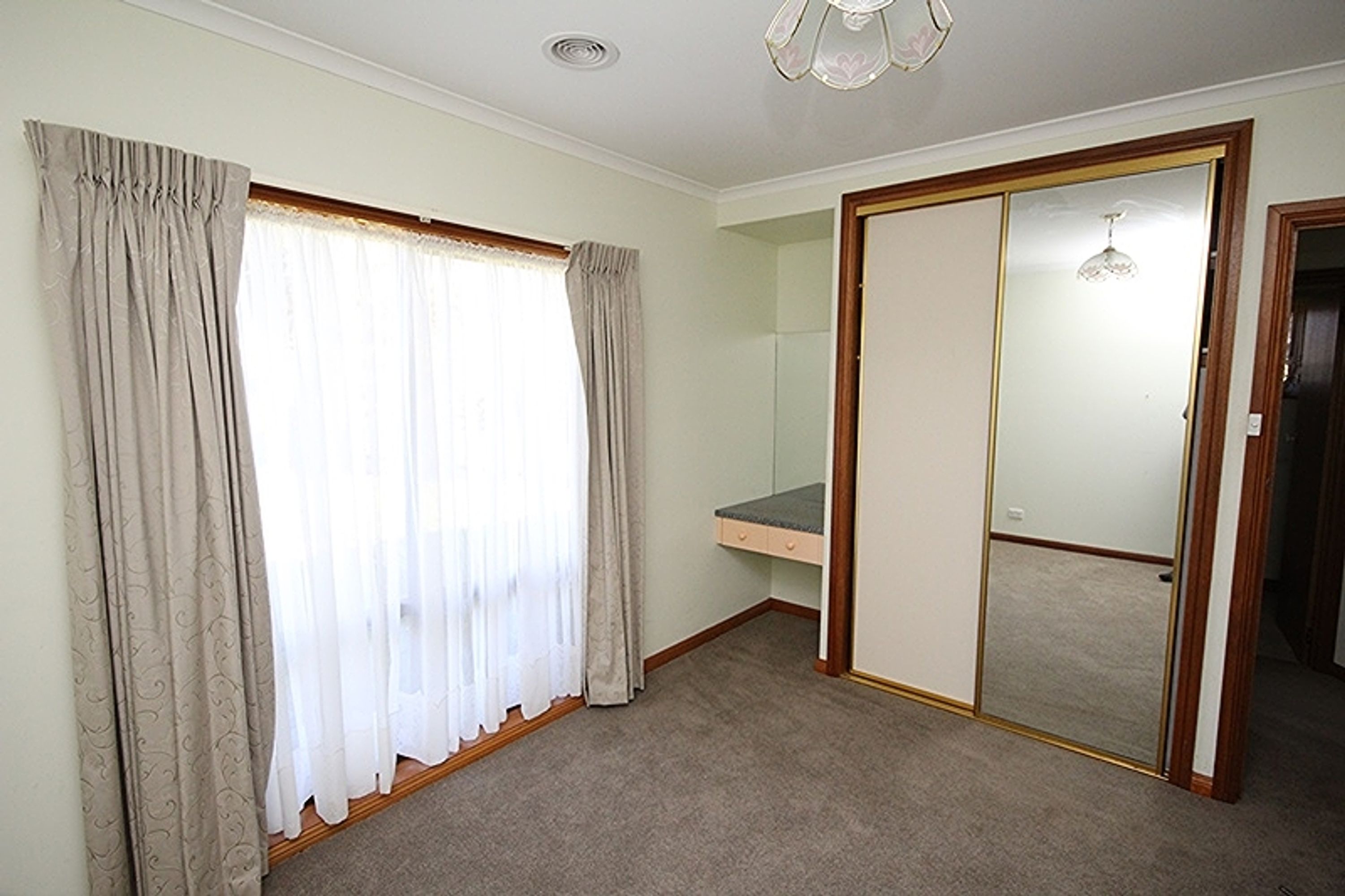 17 Penny Avenue, Horsham VIC 3400, Horsham - Thumbnail 8