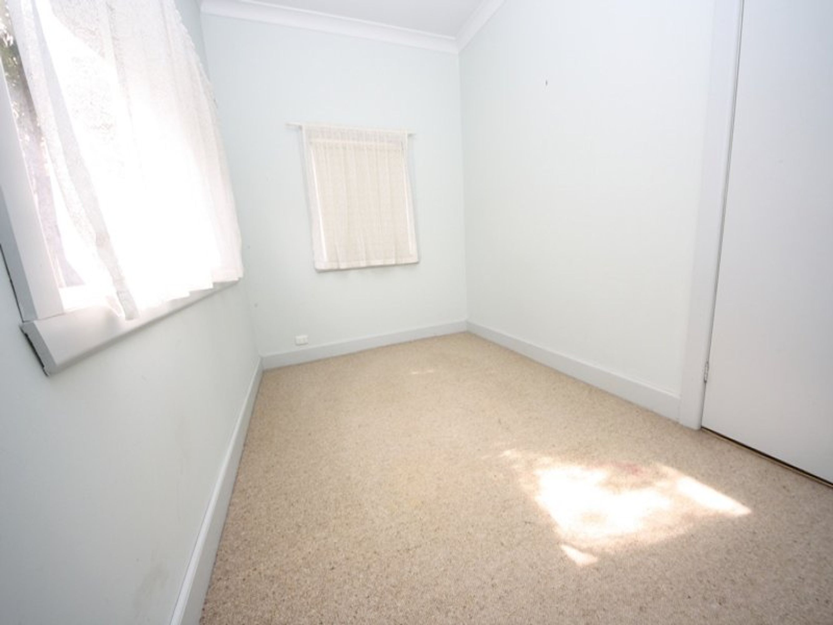 13 Arnold Street, Horsham VIC 3400, Horsham - Thumbnail 4