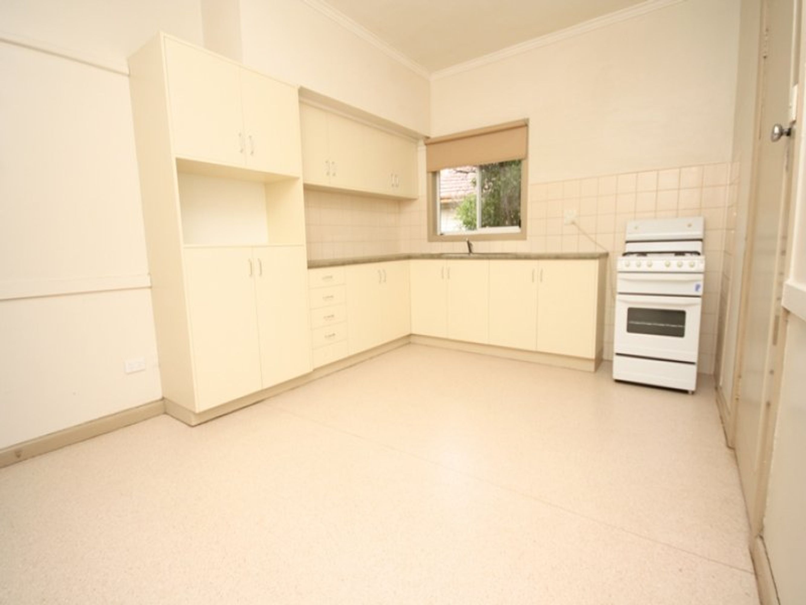 6 Sinclair Place, Horsham VIC 3400, Horsham - Thumbnail 7