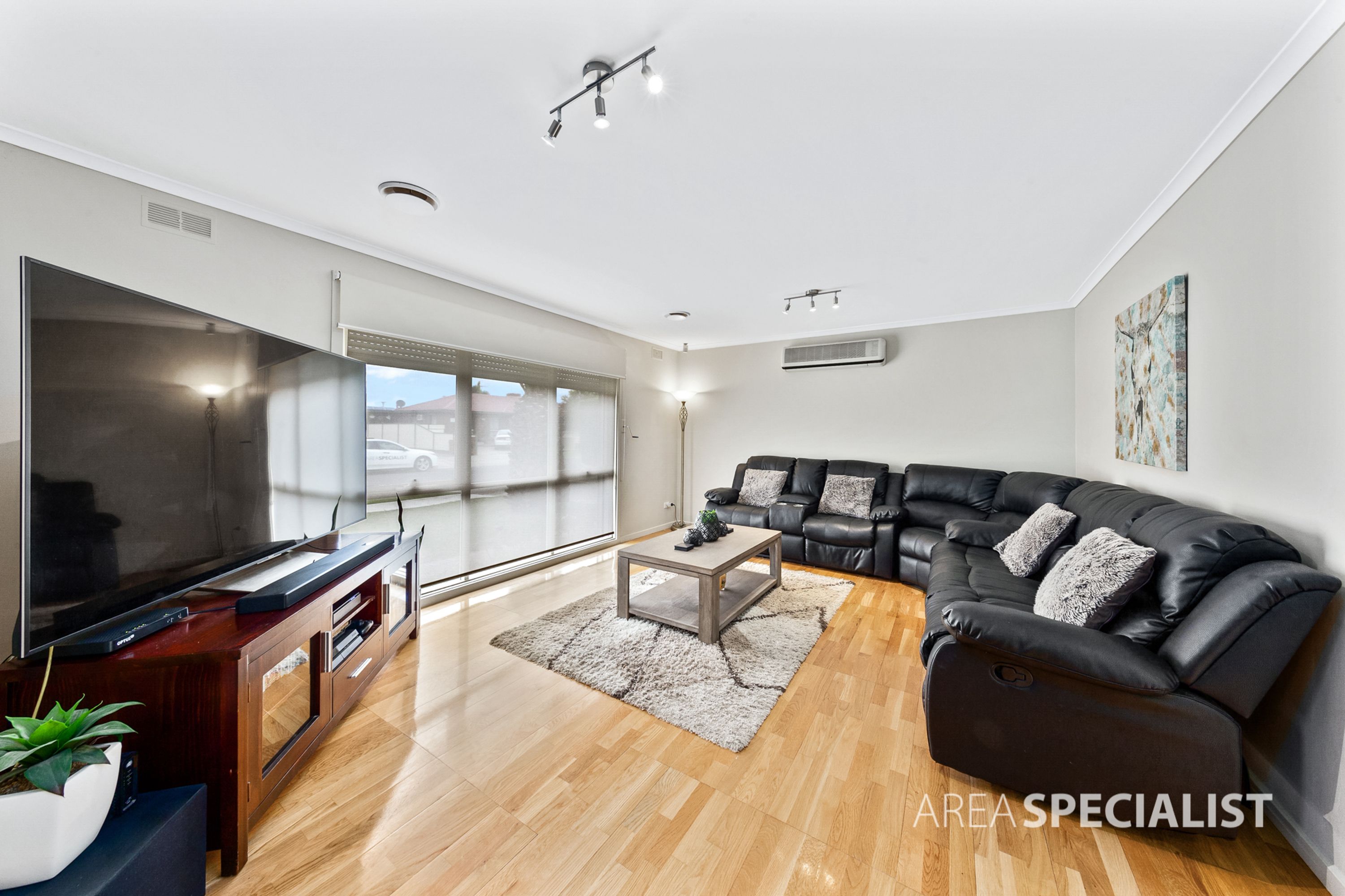 29 Woodland Drive, Albanvale VIC 3021, Albanvale - Thumbnail 4