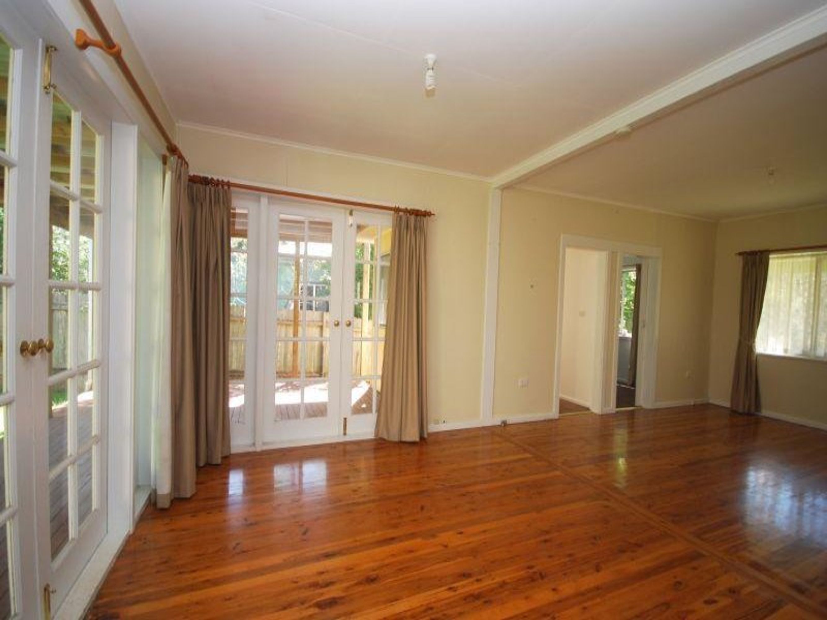 5 Mitchell St, Wentworth Falls - Thumbnail 8