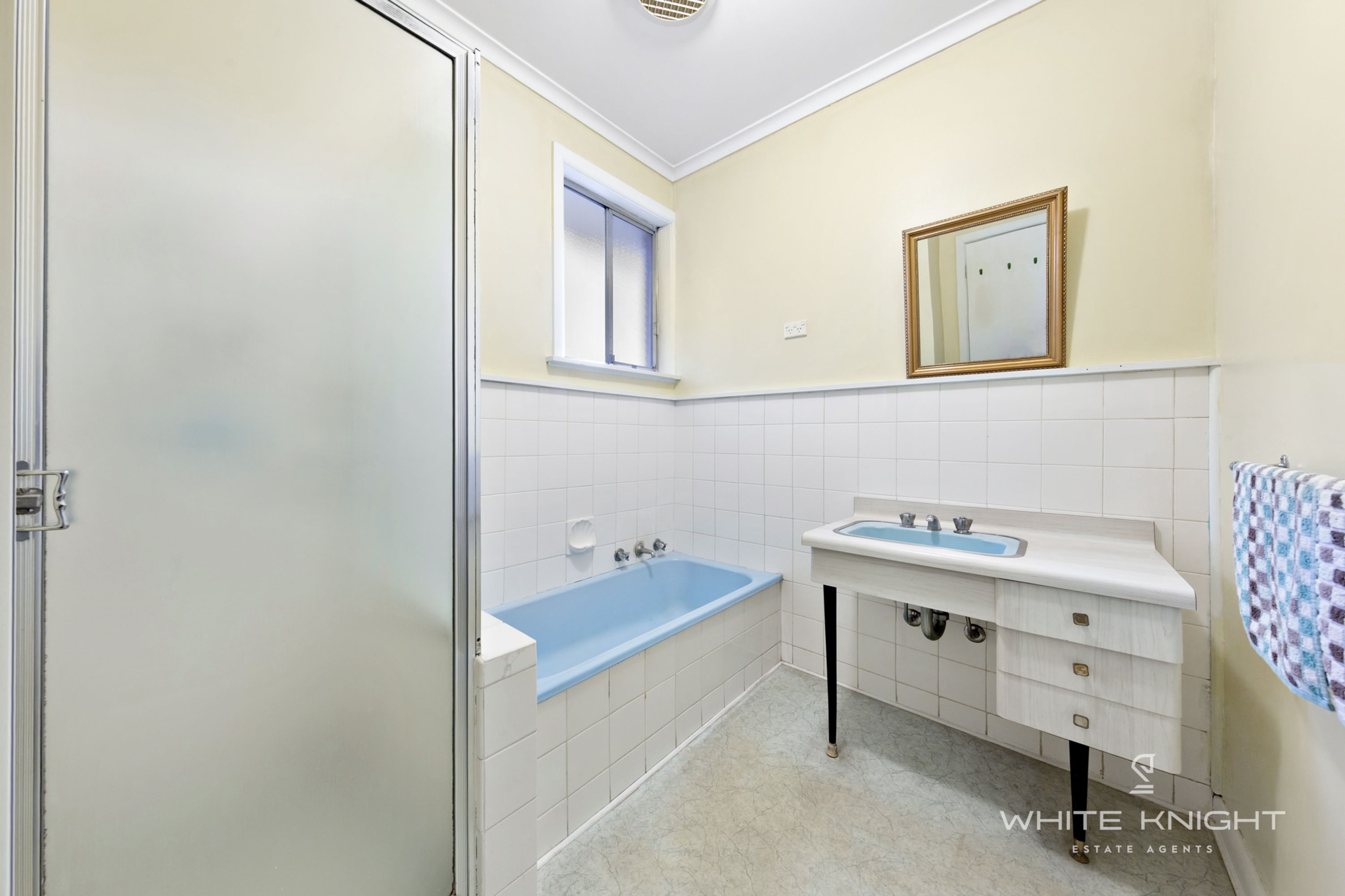 2 Waveney Street, St Albans VIC 3021, St Albans - Thumbnail 4