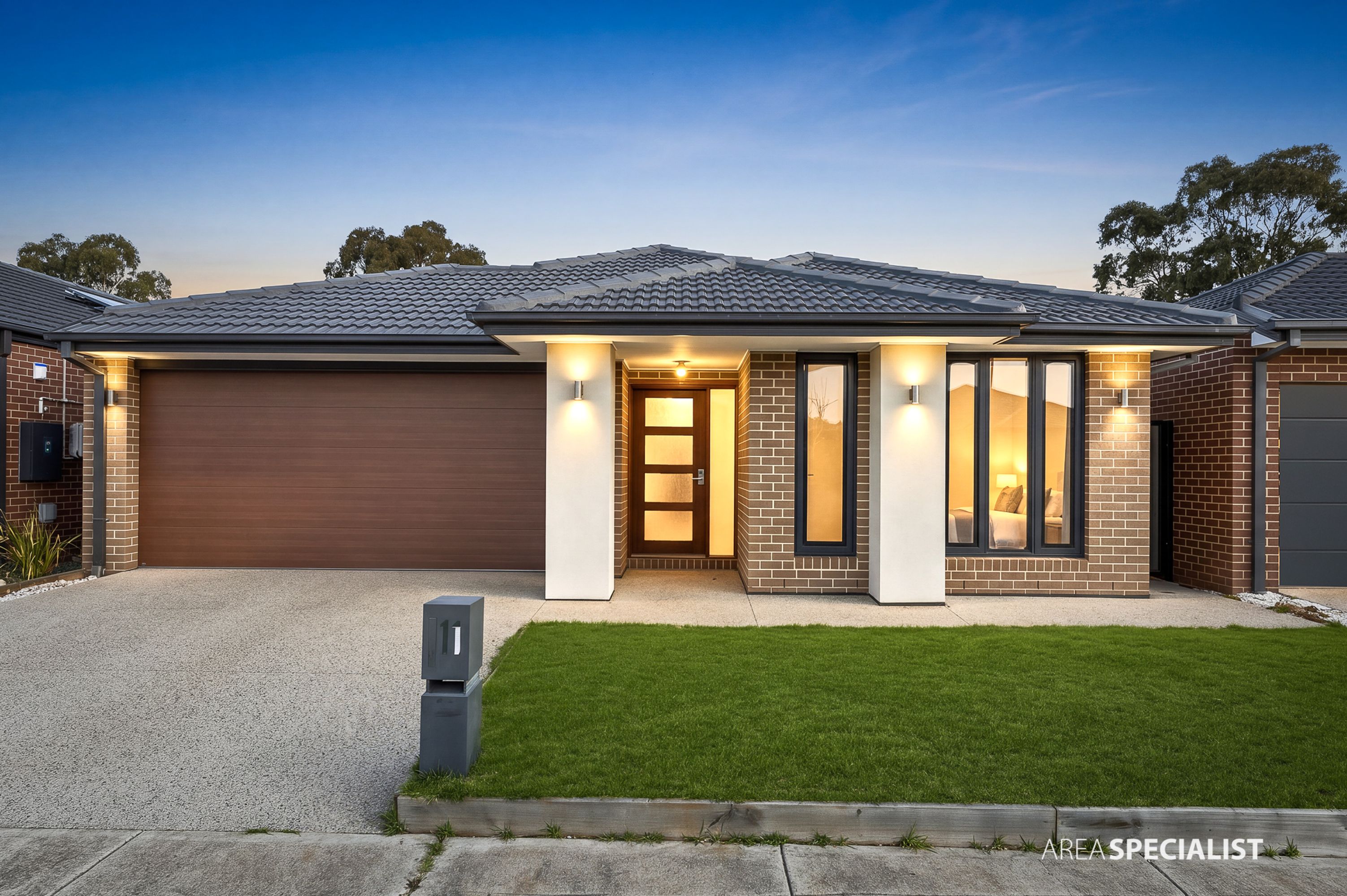 11 Cammeray Road, Tarneit - Image 1