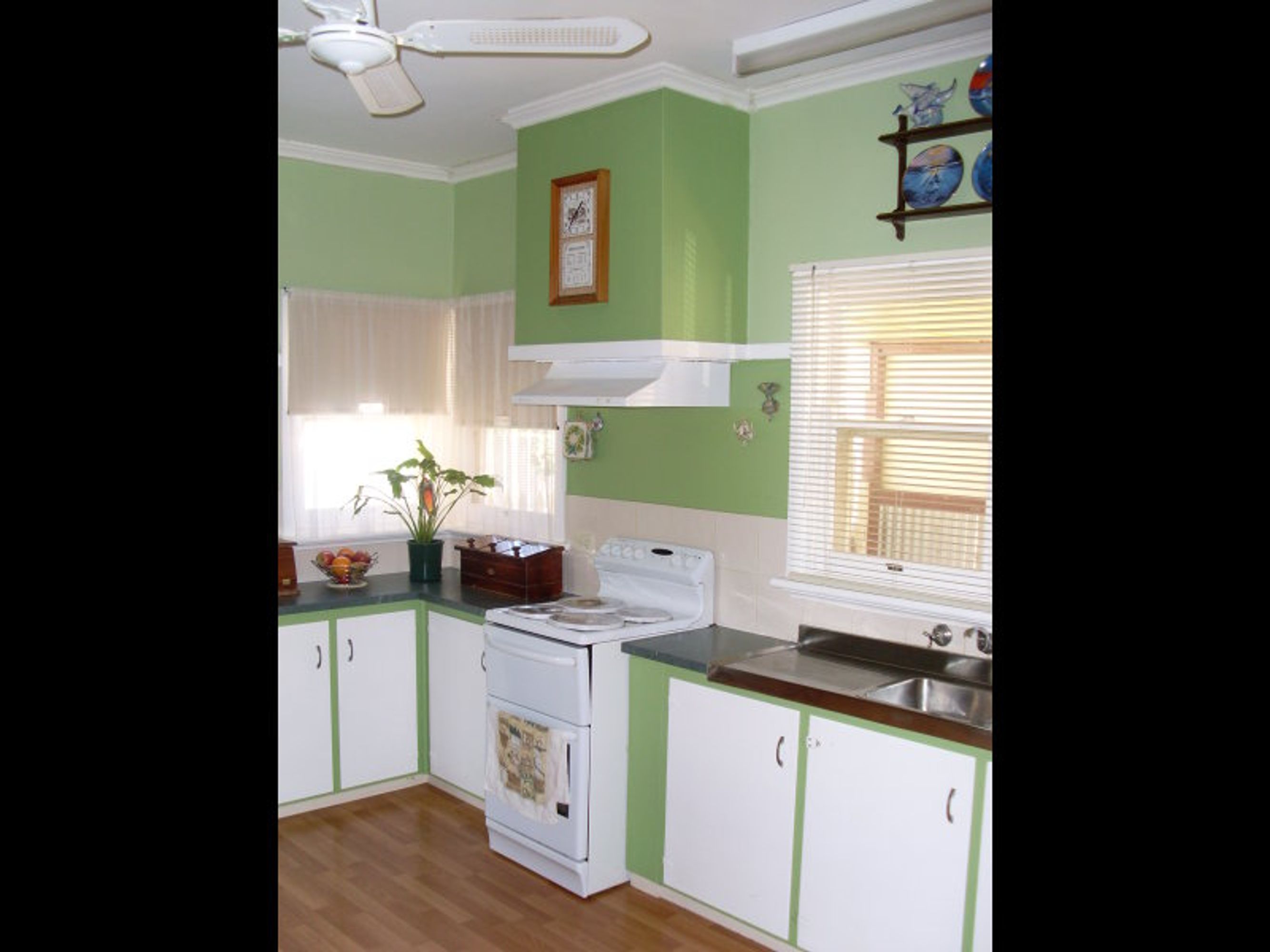 33 Wavell Street, Horsham VIC 3400, Horsham - Thumbnail 2