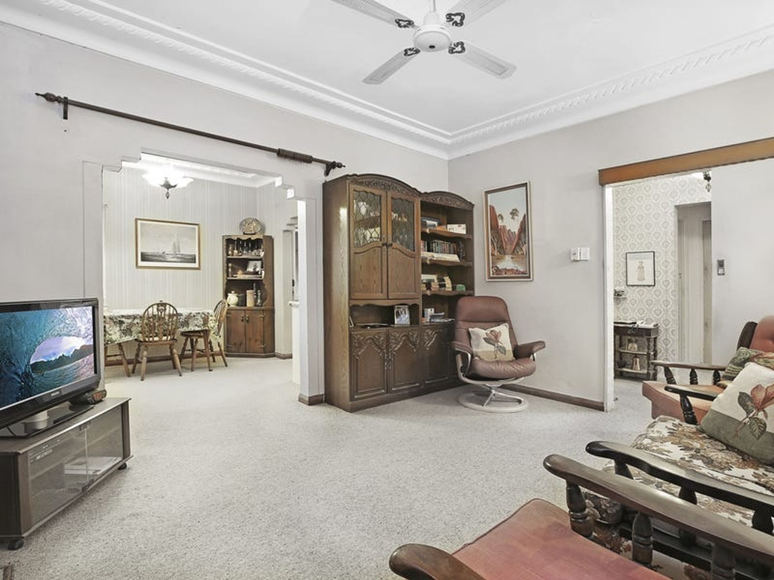 54 Carwar Avenue, Carss Park, NSW 2221, Carss Park - Thumbnail 4