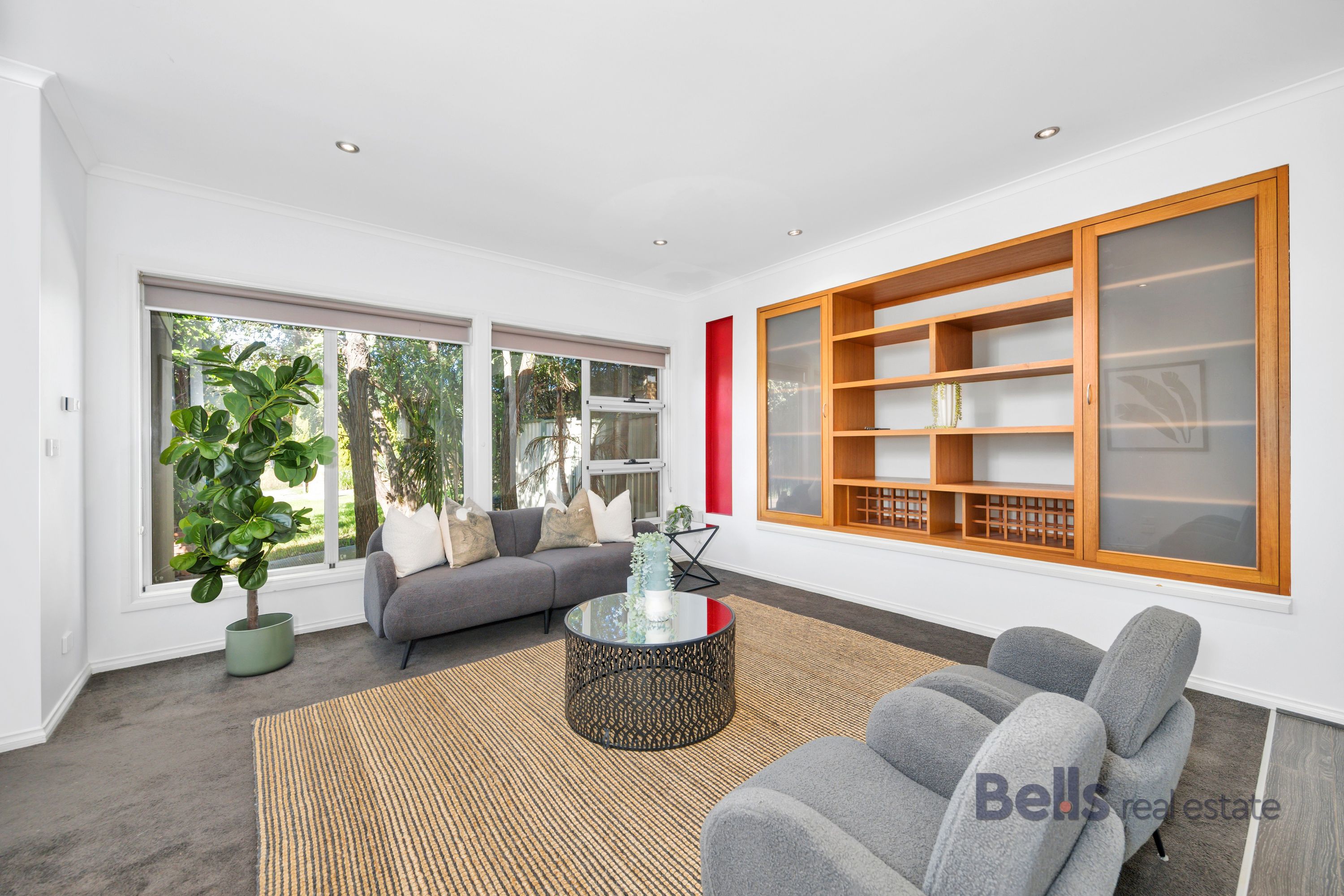 13 Lorinda Close, Sydenham - Thumbnail 4