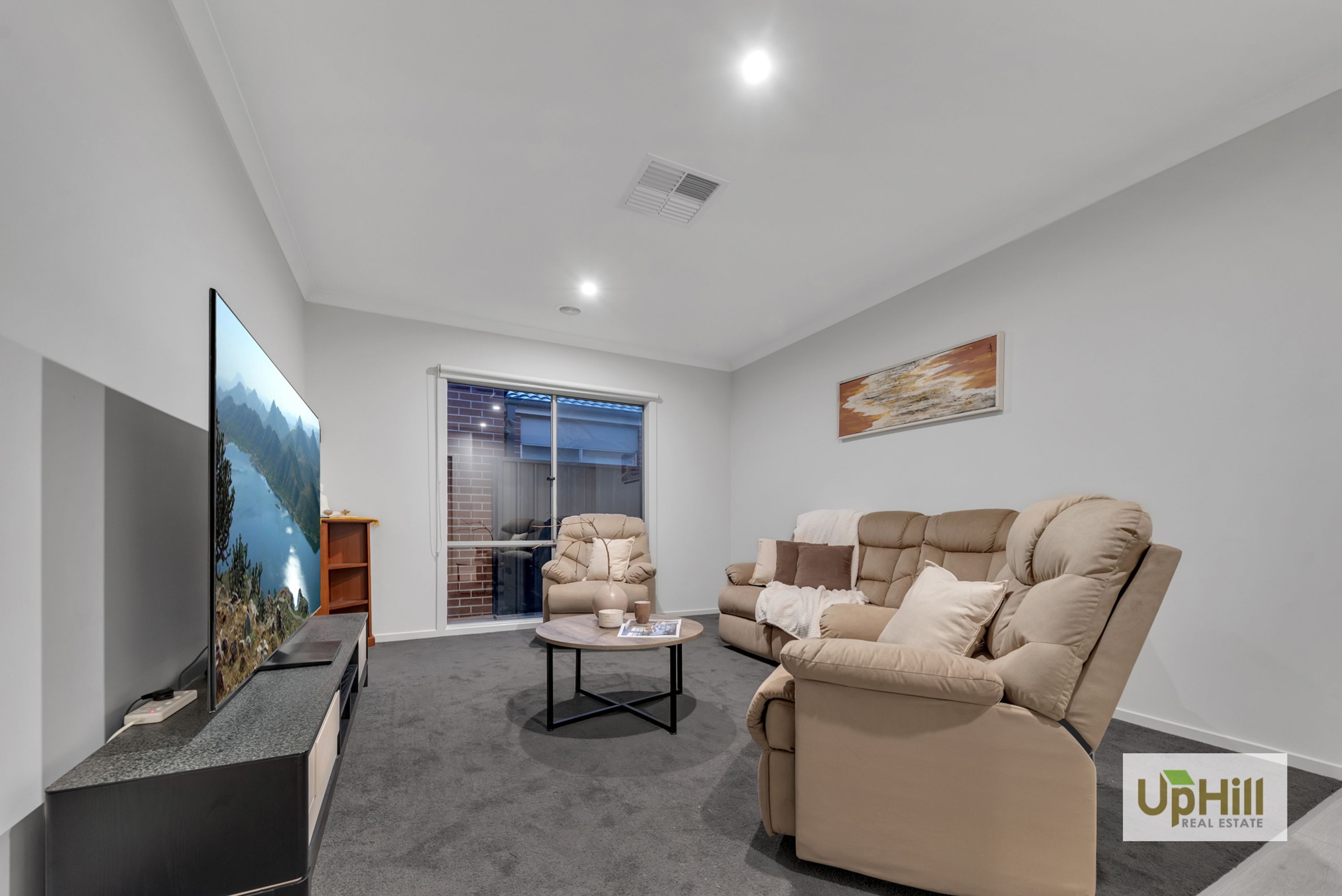9 Mediterranean Avenue, Clyde - Thumbnail 6