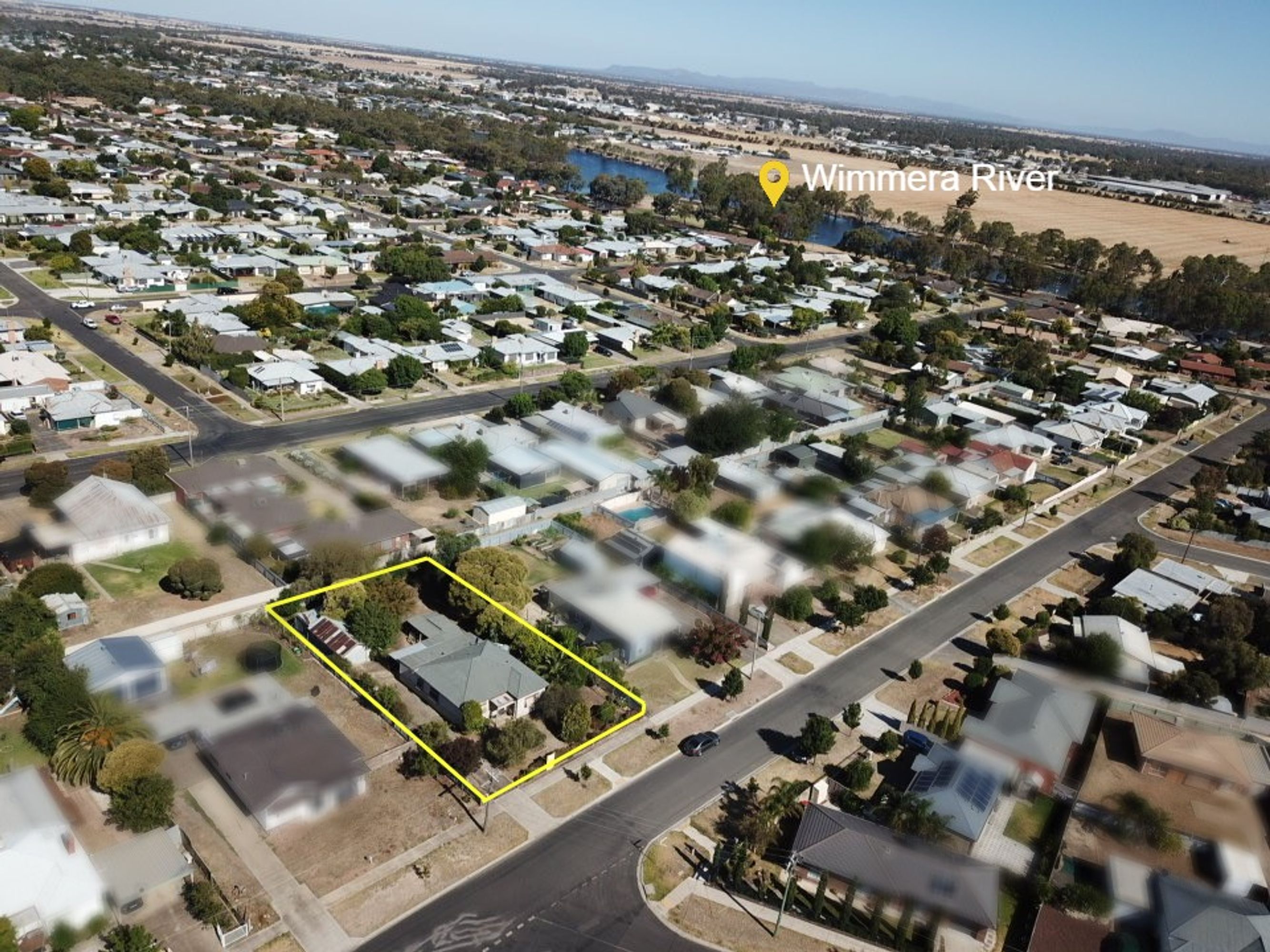 14 Valentine Avenue, Horsham VIC 3400, Horsham - Thumbnail 2