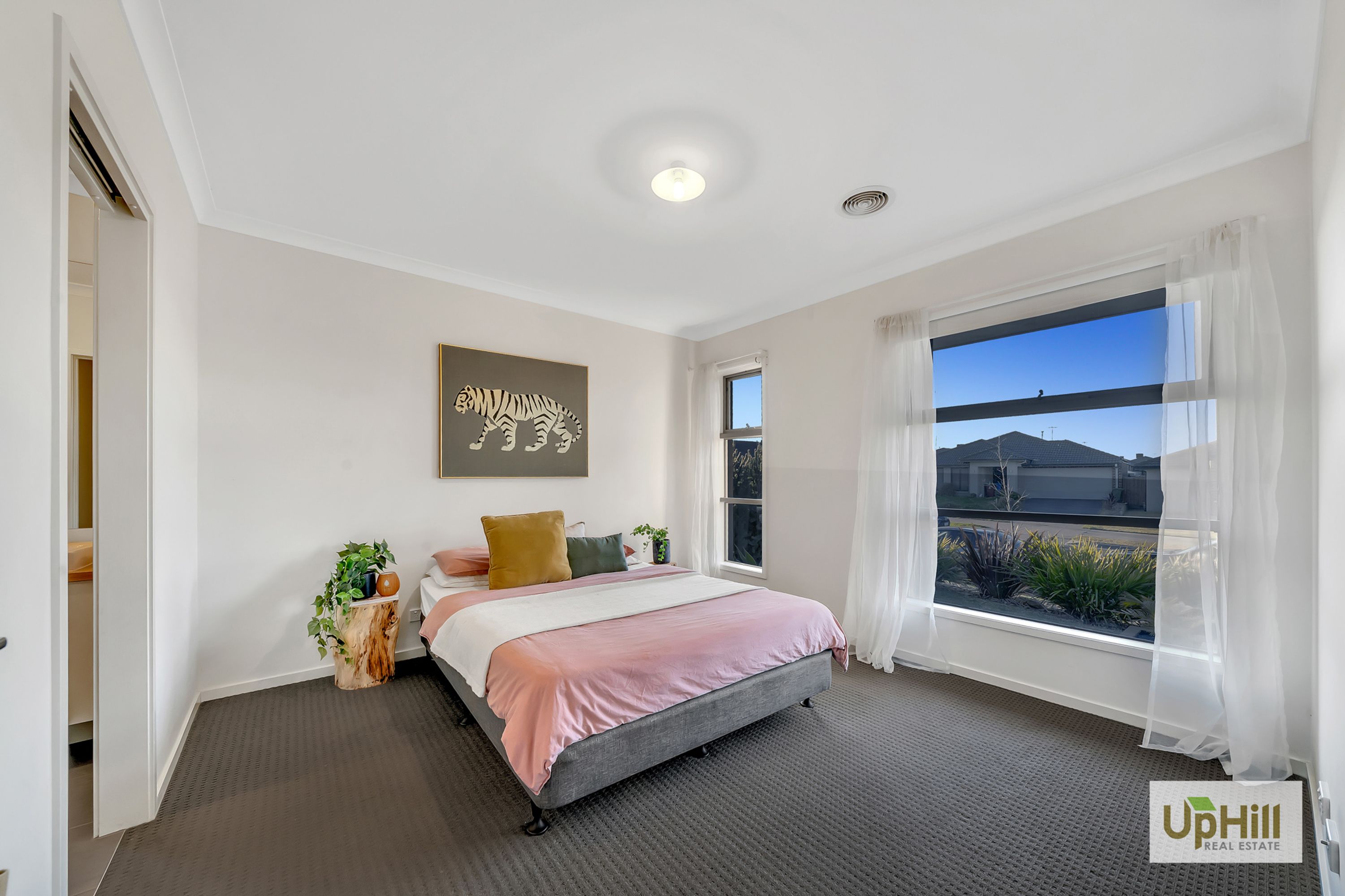 15 GRANDE BELMOND AVENUE, Clyde - Thumbnail 2