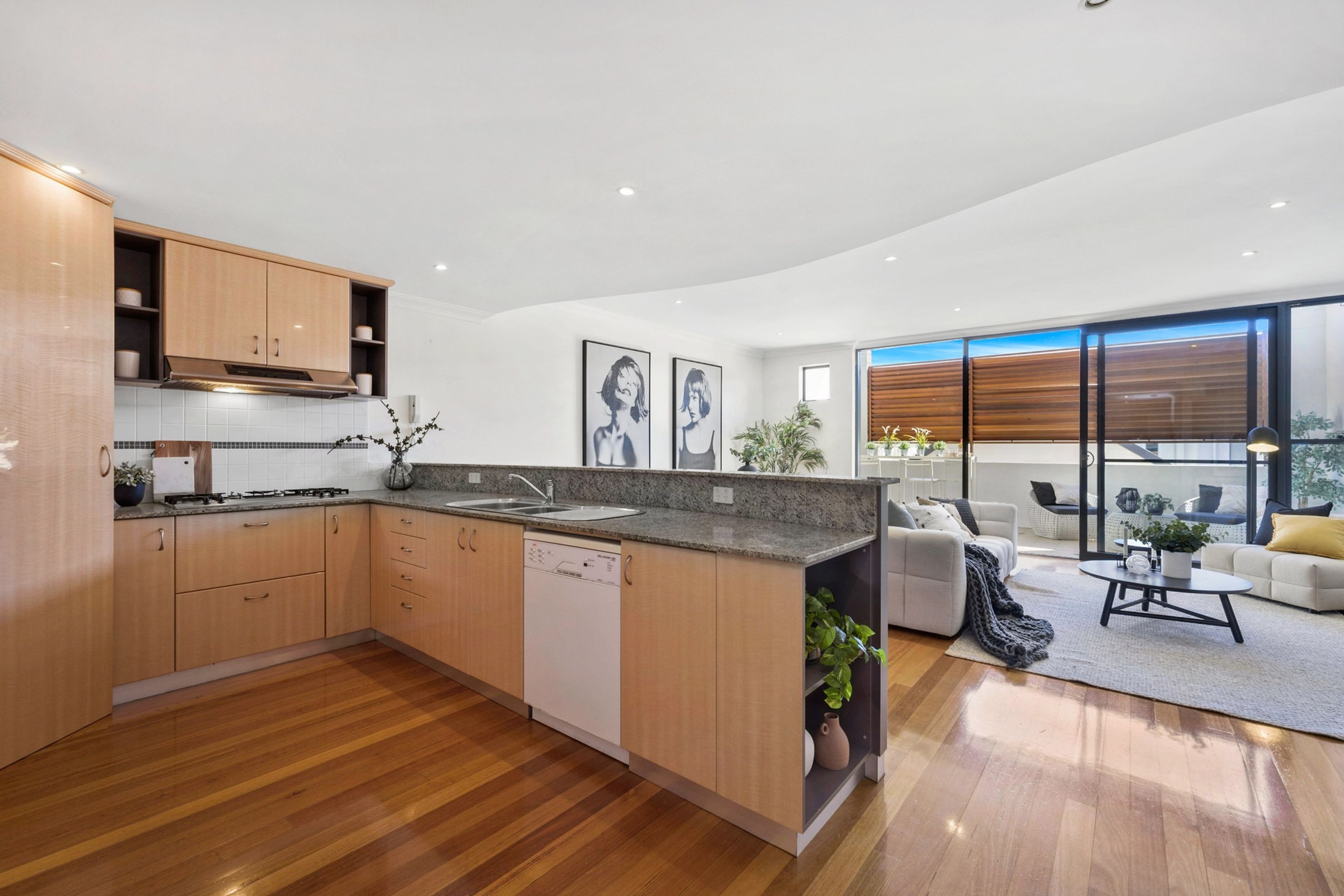 2/2/7 Centro Avenue, Subiaco - Thumbnail 7