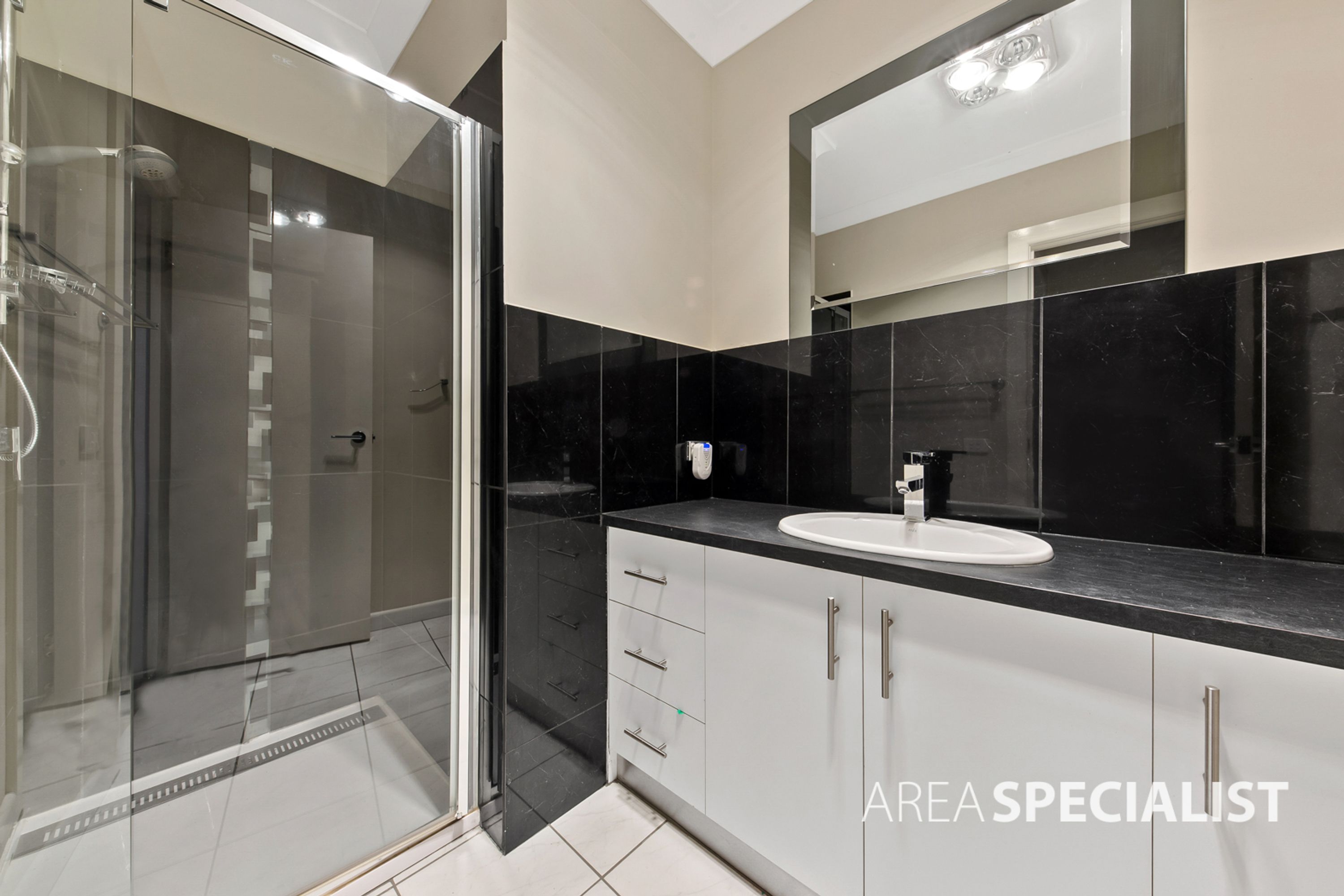 194 Cairnlea Drive, Cairnlea VIC 3023, Cairnlea - Thumbnail 7