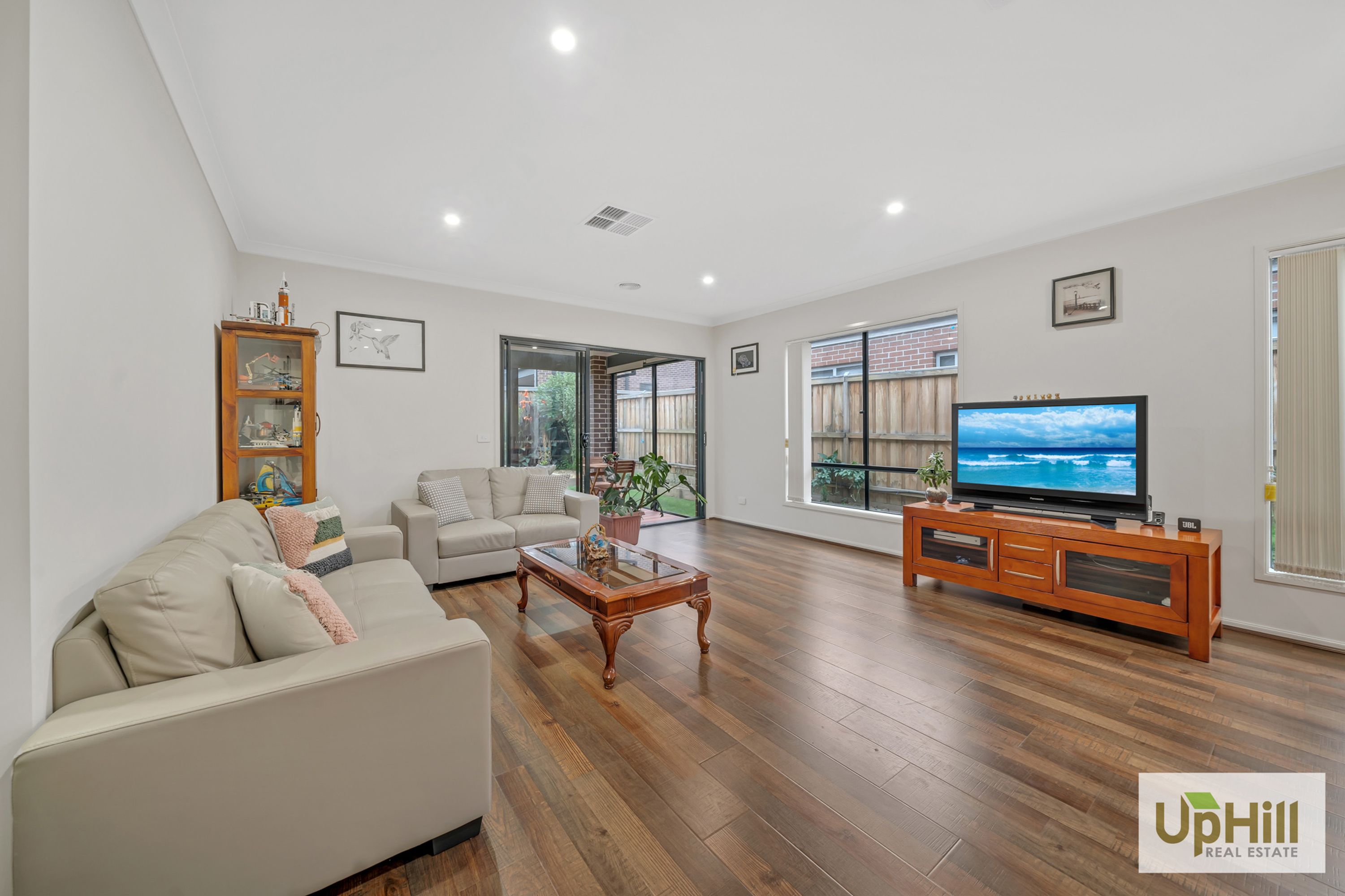 14 LANCELOT AVENUE, Clyde - Thumbnail 8