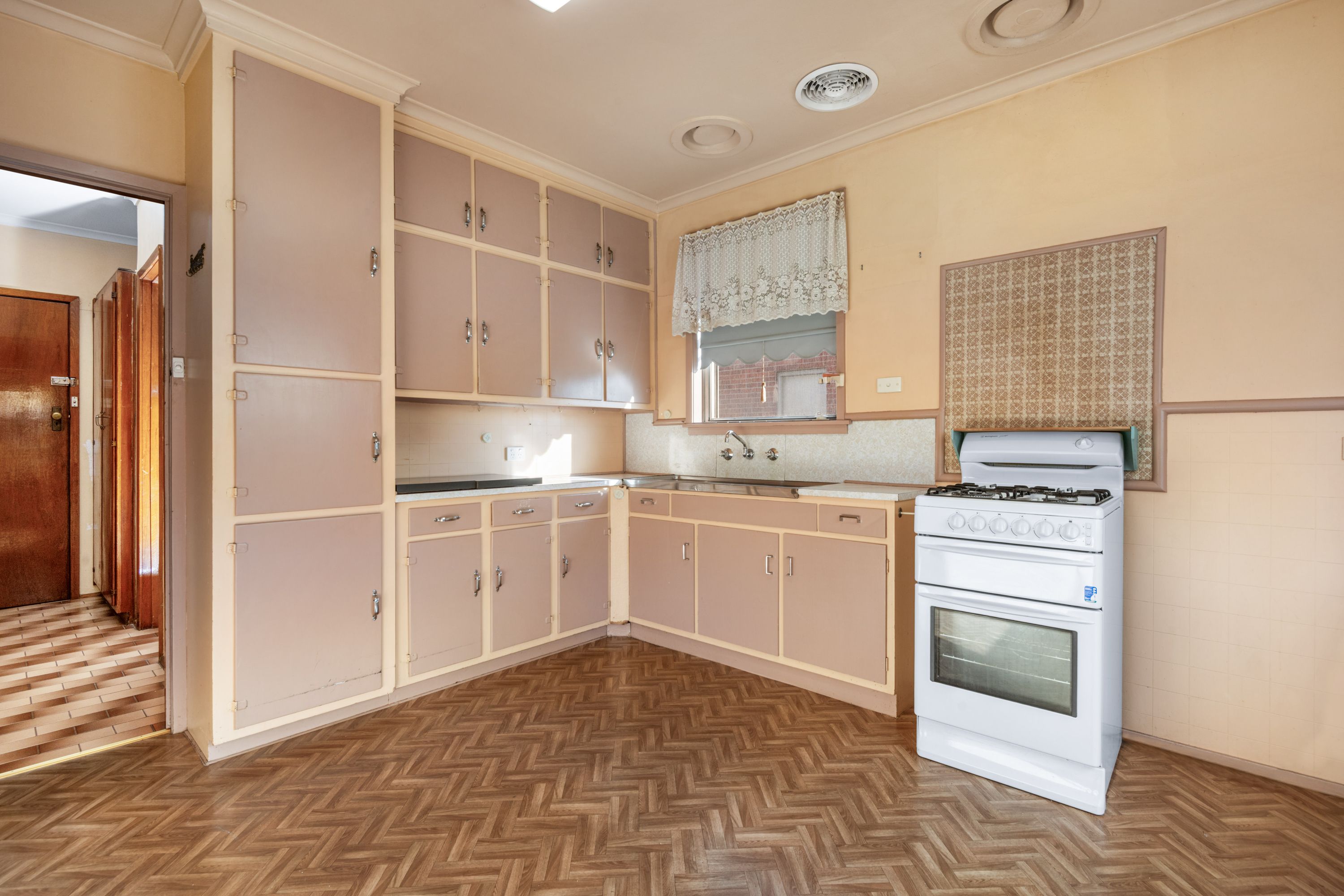 35 Purnell Road, Corio VIC 3214, Corio - Thumbnail 4