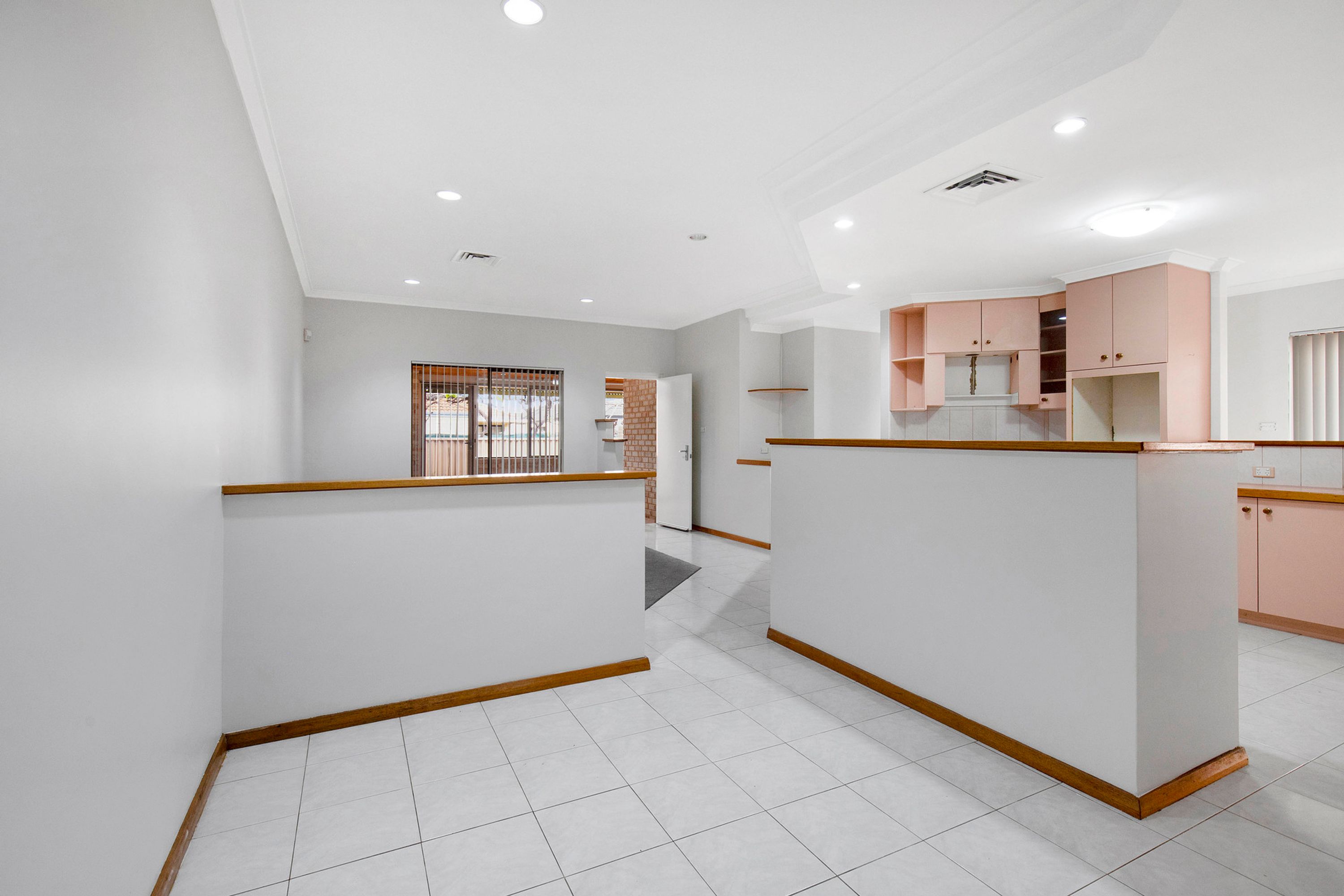 52 Stockman Way, Cannington, Cannington - Thumbnail 5