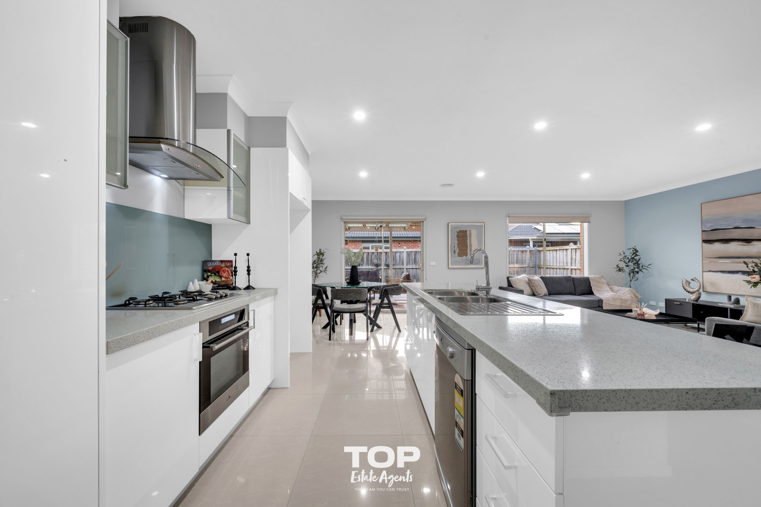 31 Paxford Drive, Cranbourne North - Thumbnail 7