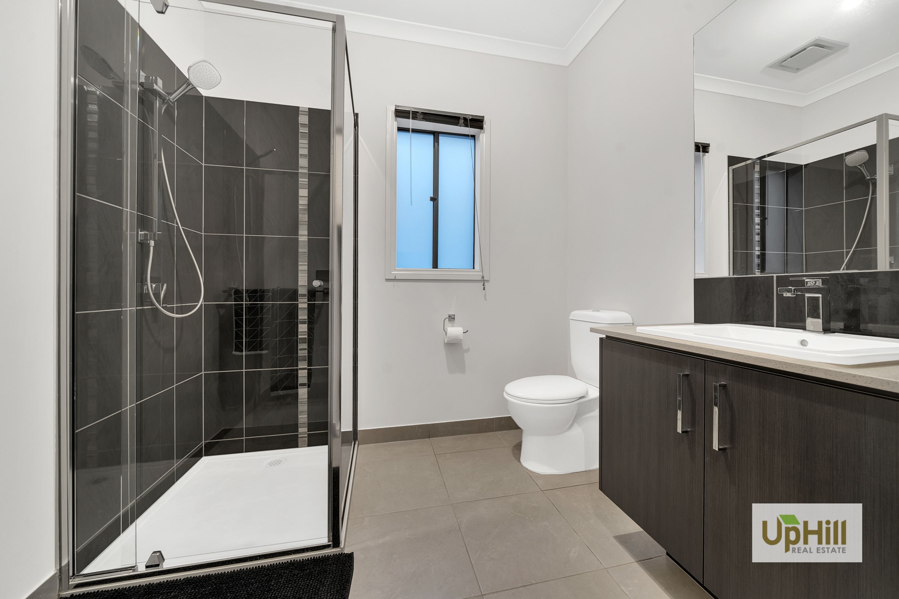 50 Picnic Avenue, Clyde North - Thumbnail 3