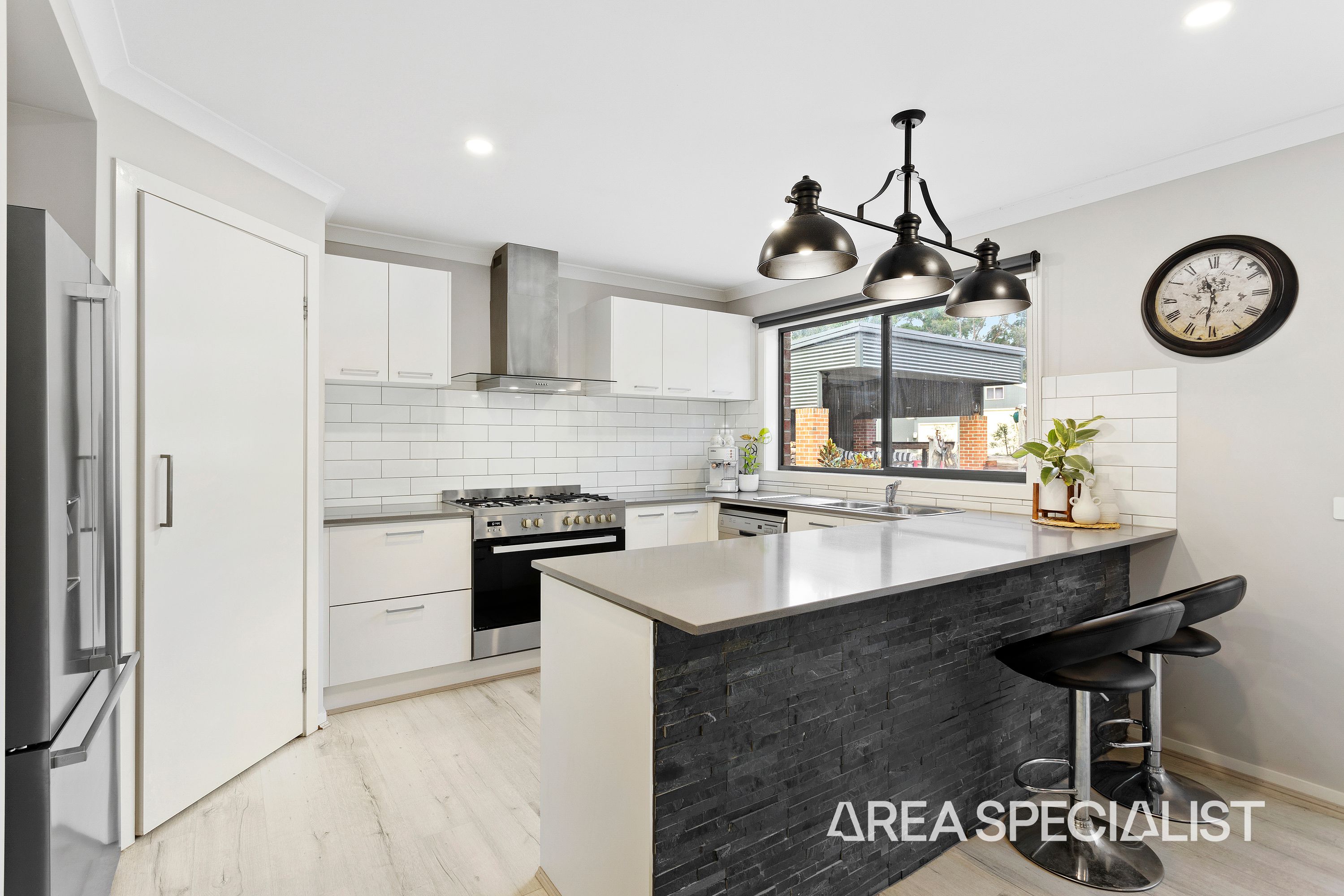 40 Follett Drive, Nyora - Thumbnail 8