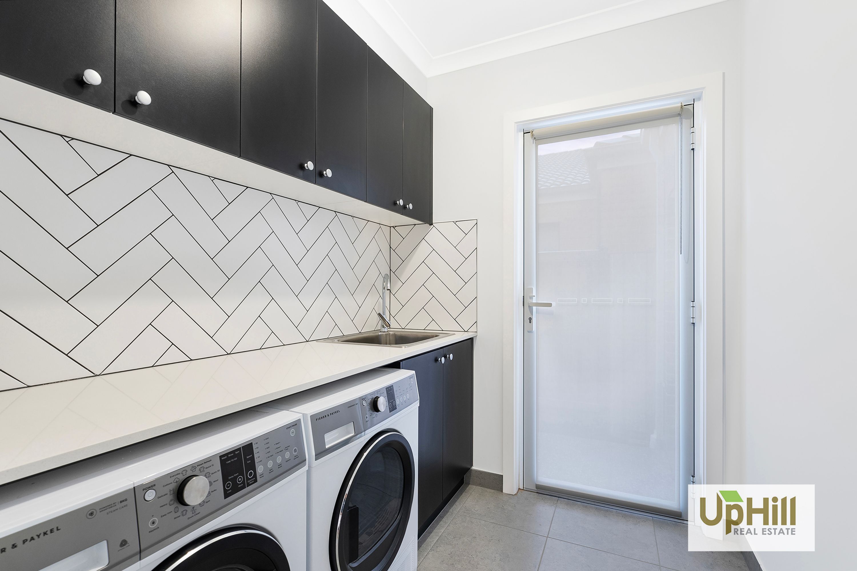 10 Bronnie Street, Clyde North - Thumbnail 4