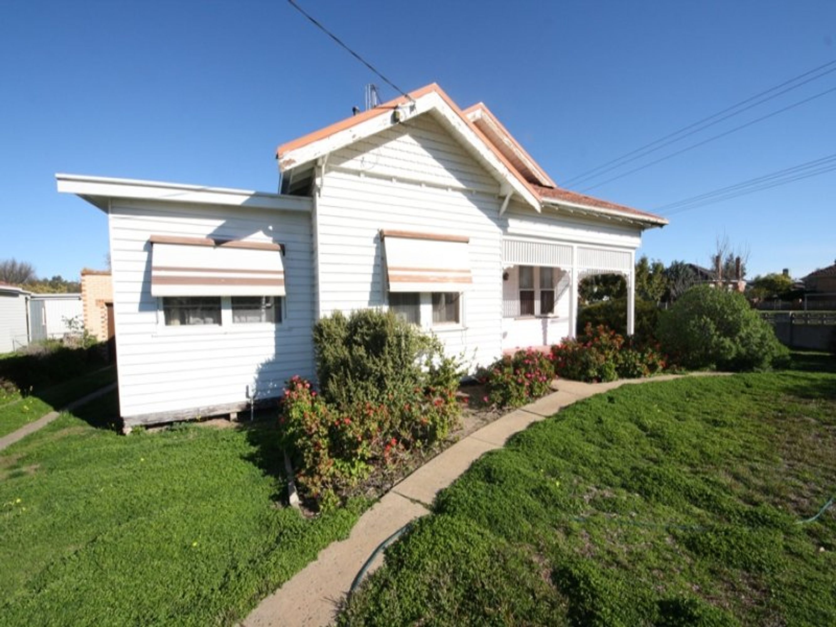 9 Brougham Street, Nhill VIC 3418