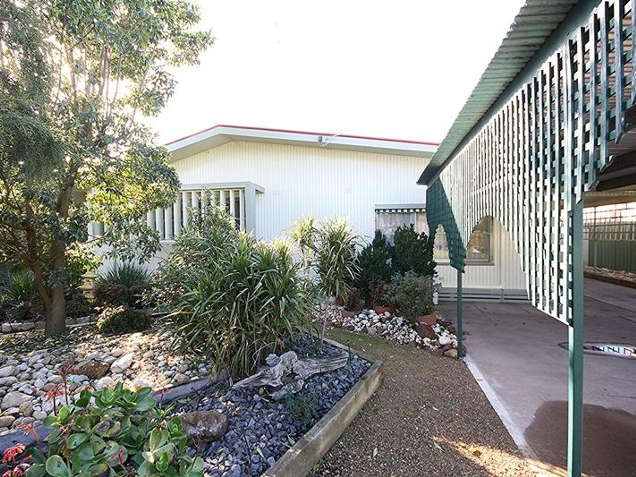 7 Jackson Street, Horsham VIC 3400, Horsham - Thumbnail 2