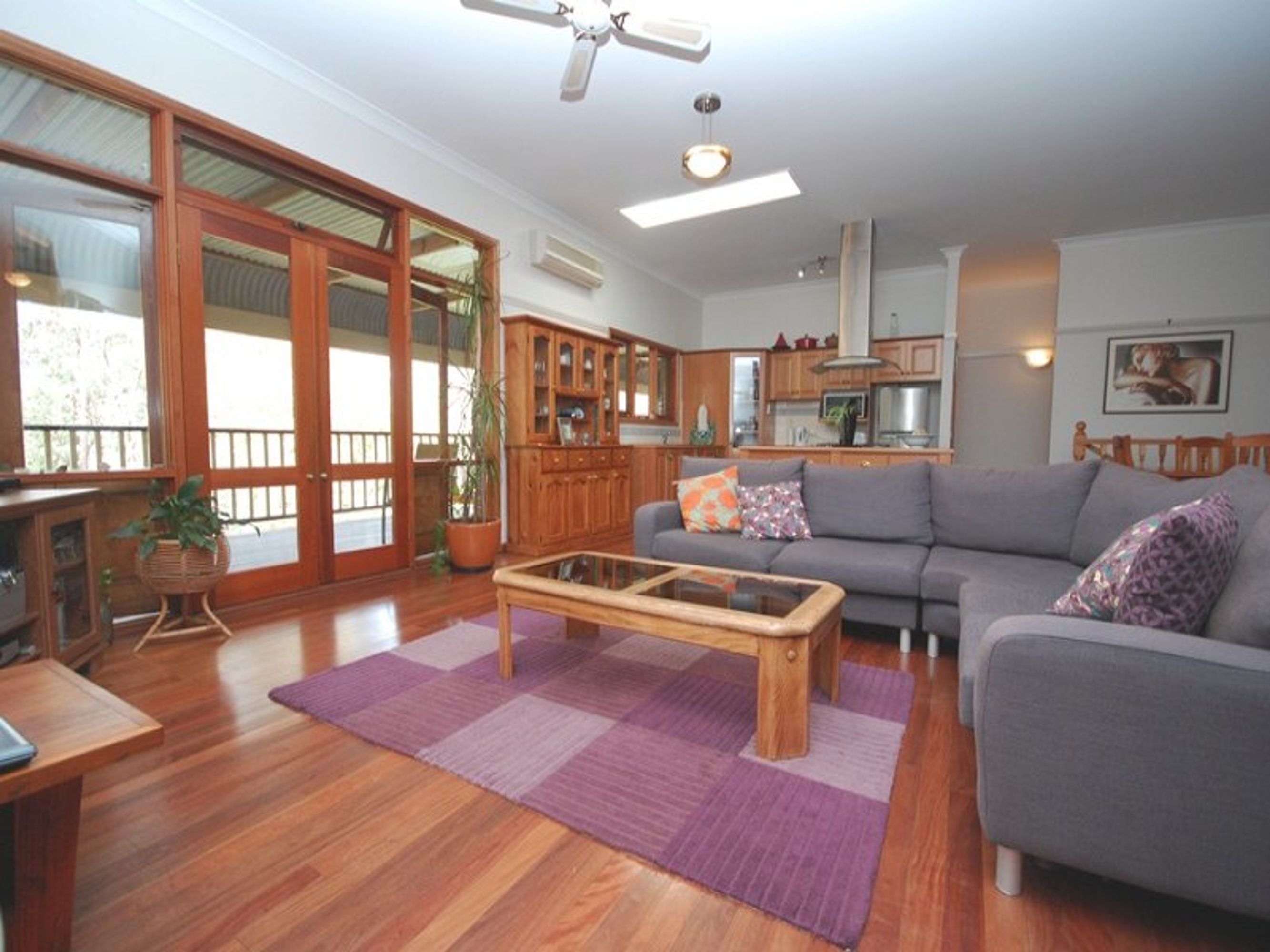 87 Roberts Parade, Hawkesbury Heights - Thumbnail 2