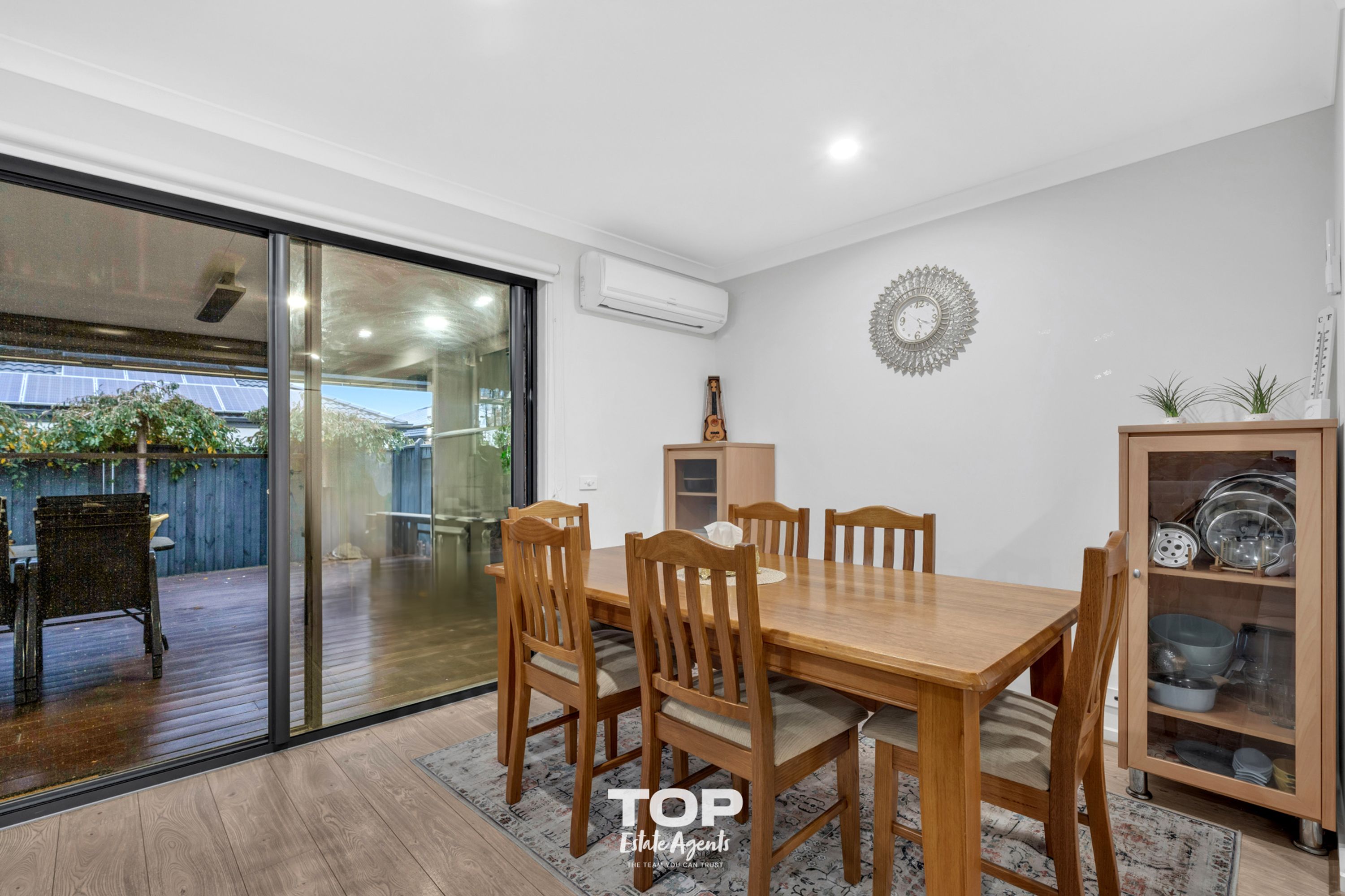 21 Hallyburton Drive, Clyde North - Thumbnail 5