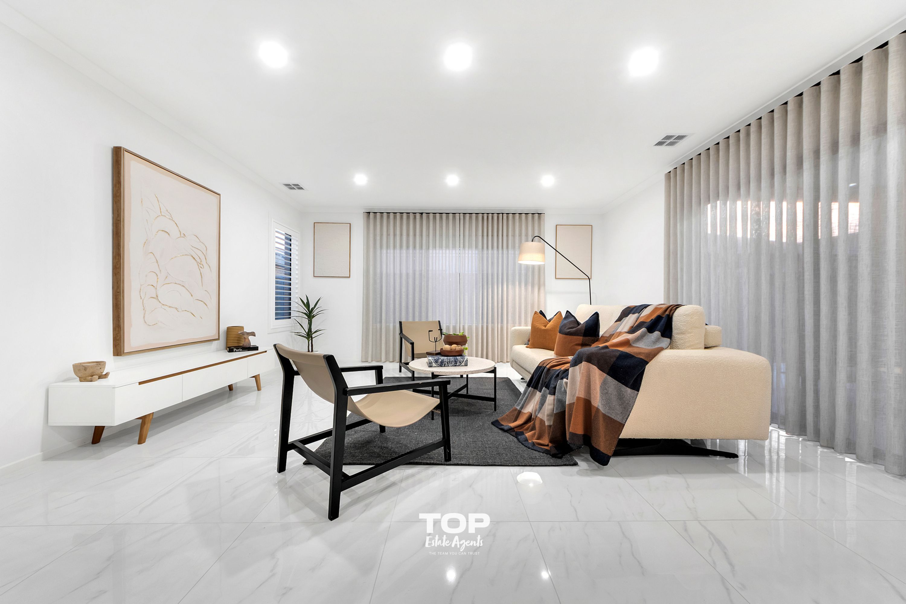 34 Shearjoy Loop, Clyde North - Thumbnail 4