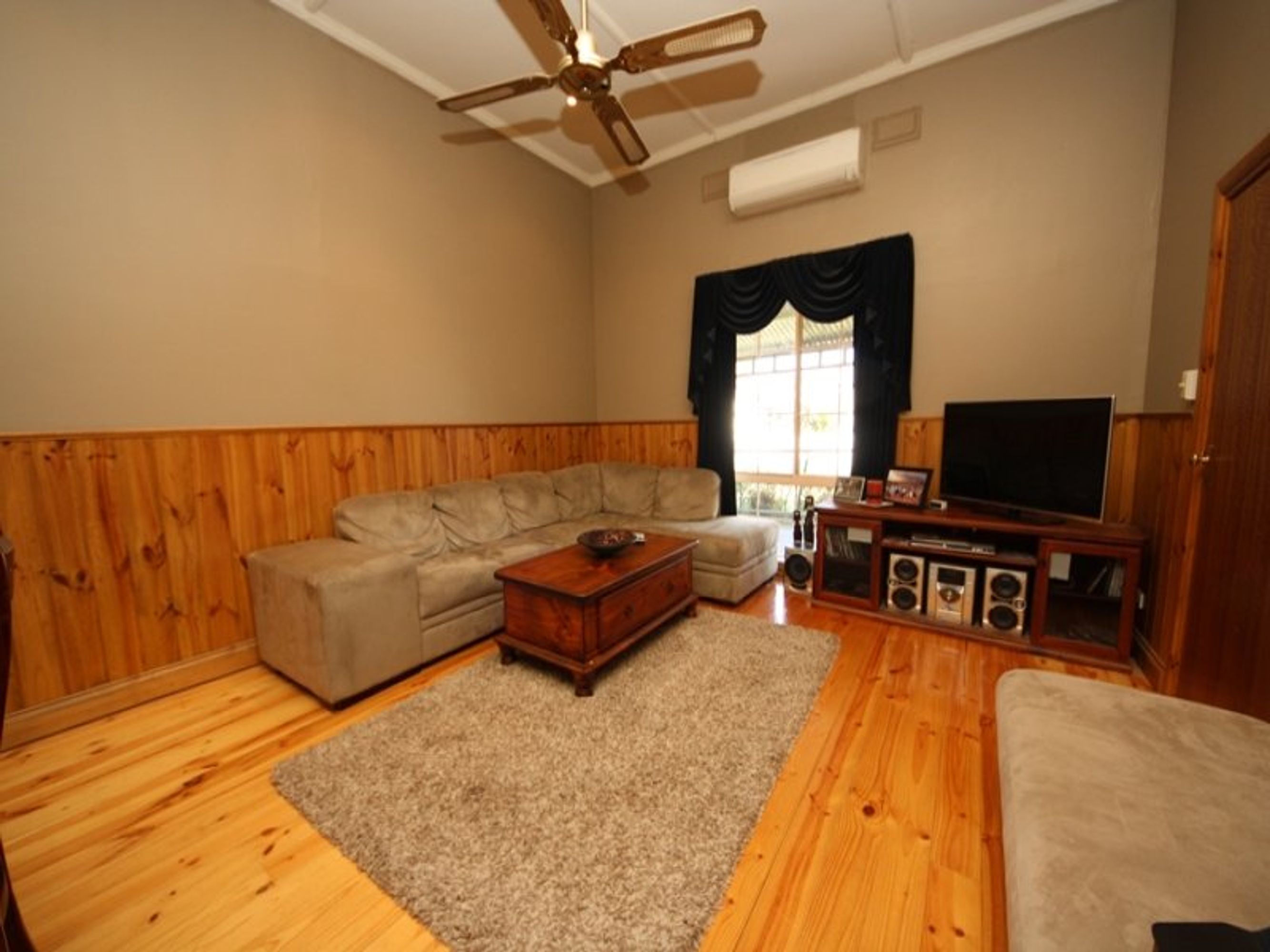 4 Valentine Avenue, Horsham VIC 3400, Horsham - Thumbnail 8