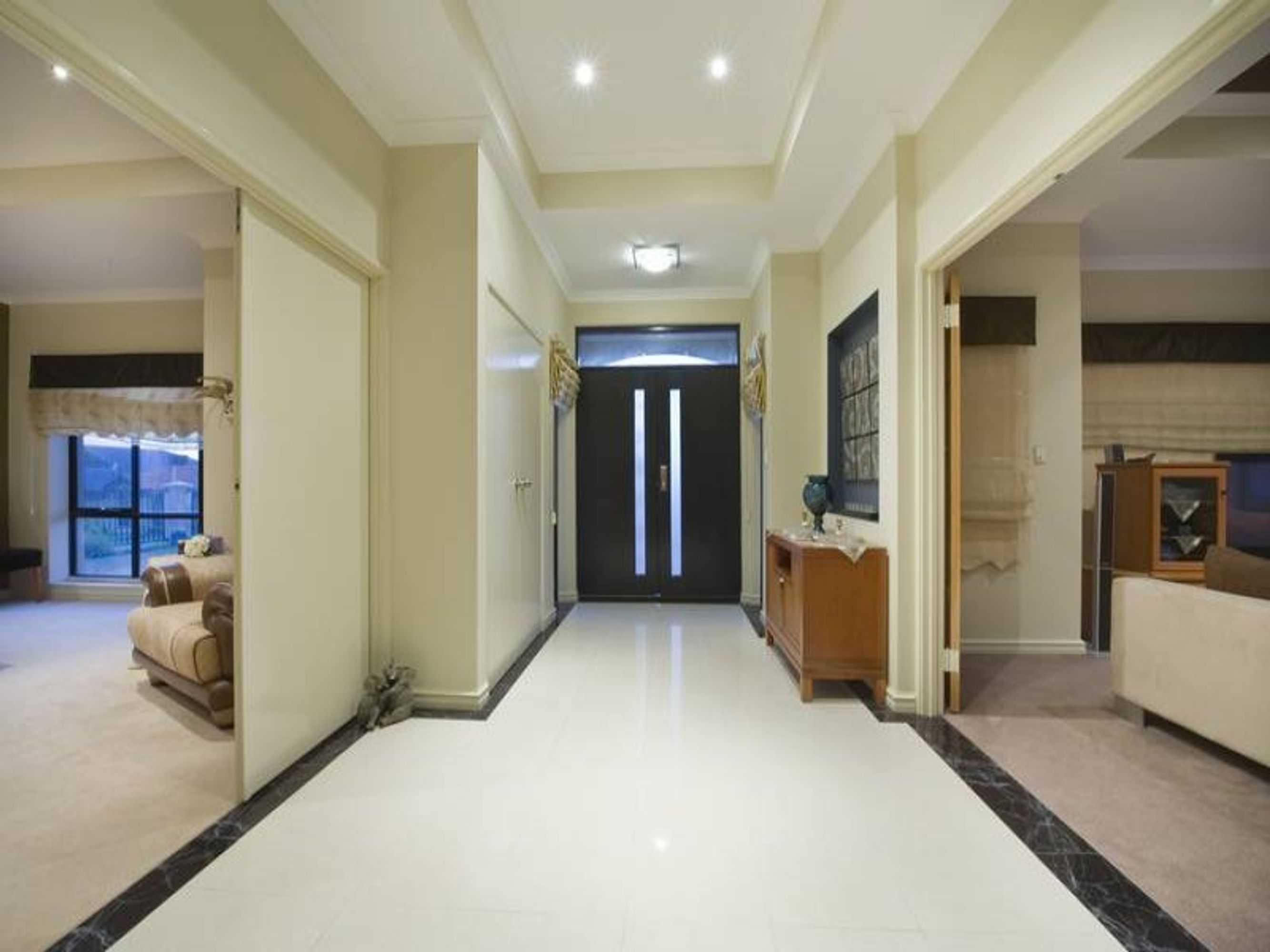 2 Josbury Corner, Carramar - Thumbnail 7