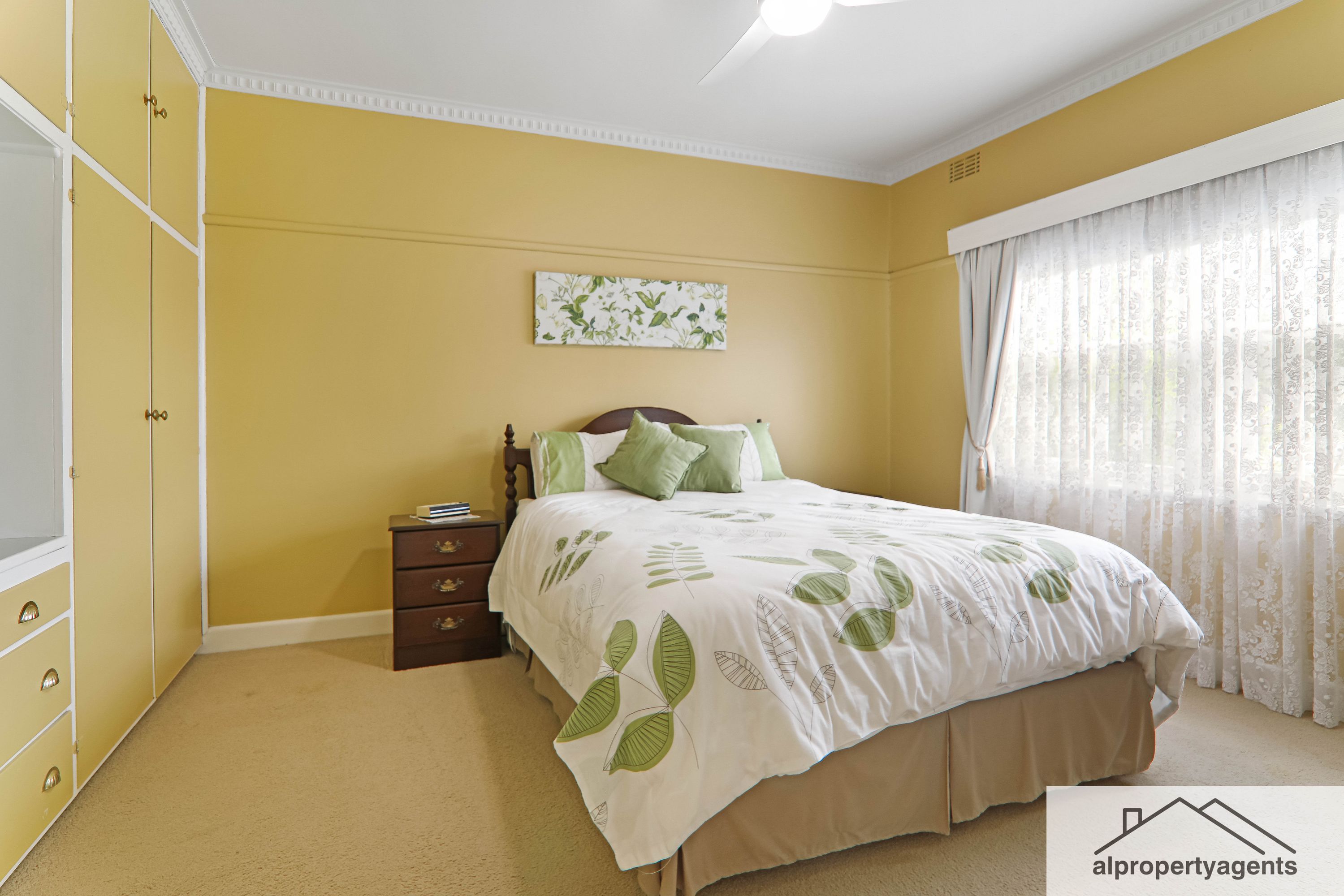 8 Centenary Avenue, Horsham VIC 3400, Horsham - Thumbnail 4