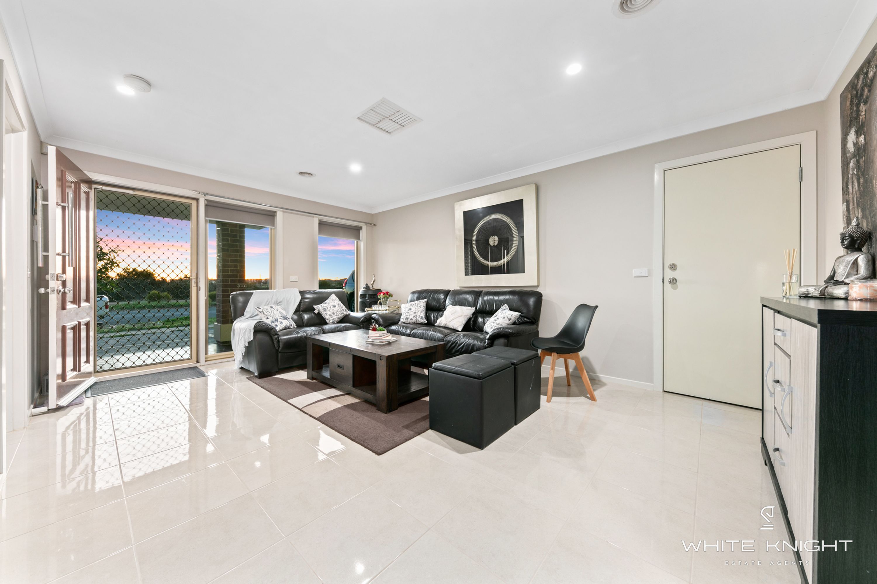 7 Adams Drive, Fraser Rise VIC 3336, Fraser Rise - Thumbnail 3