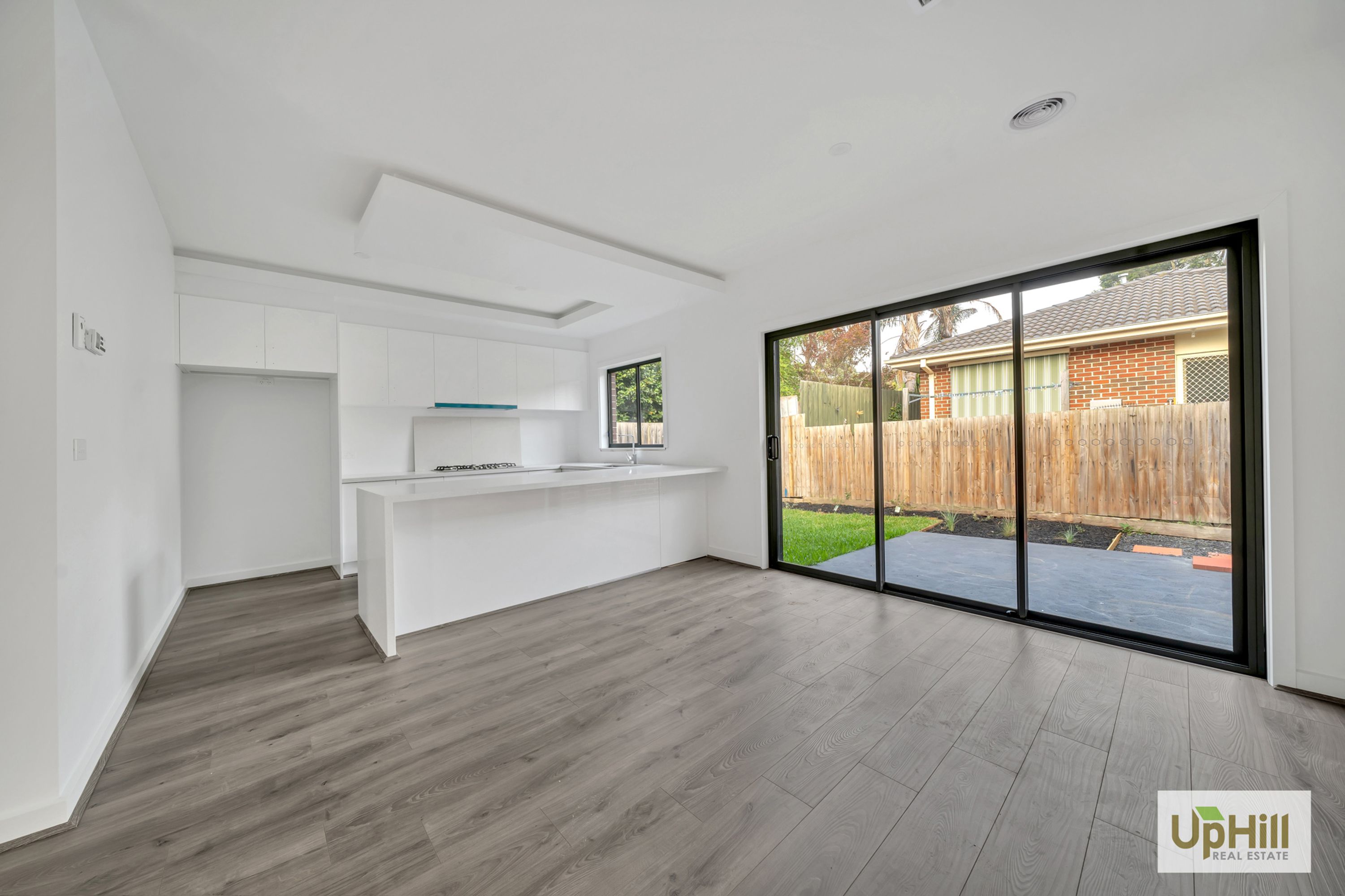 4/2 Allan Street, Berwick - Thumbnail 2