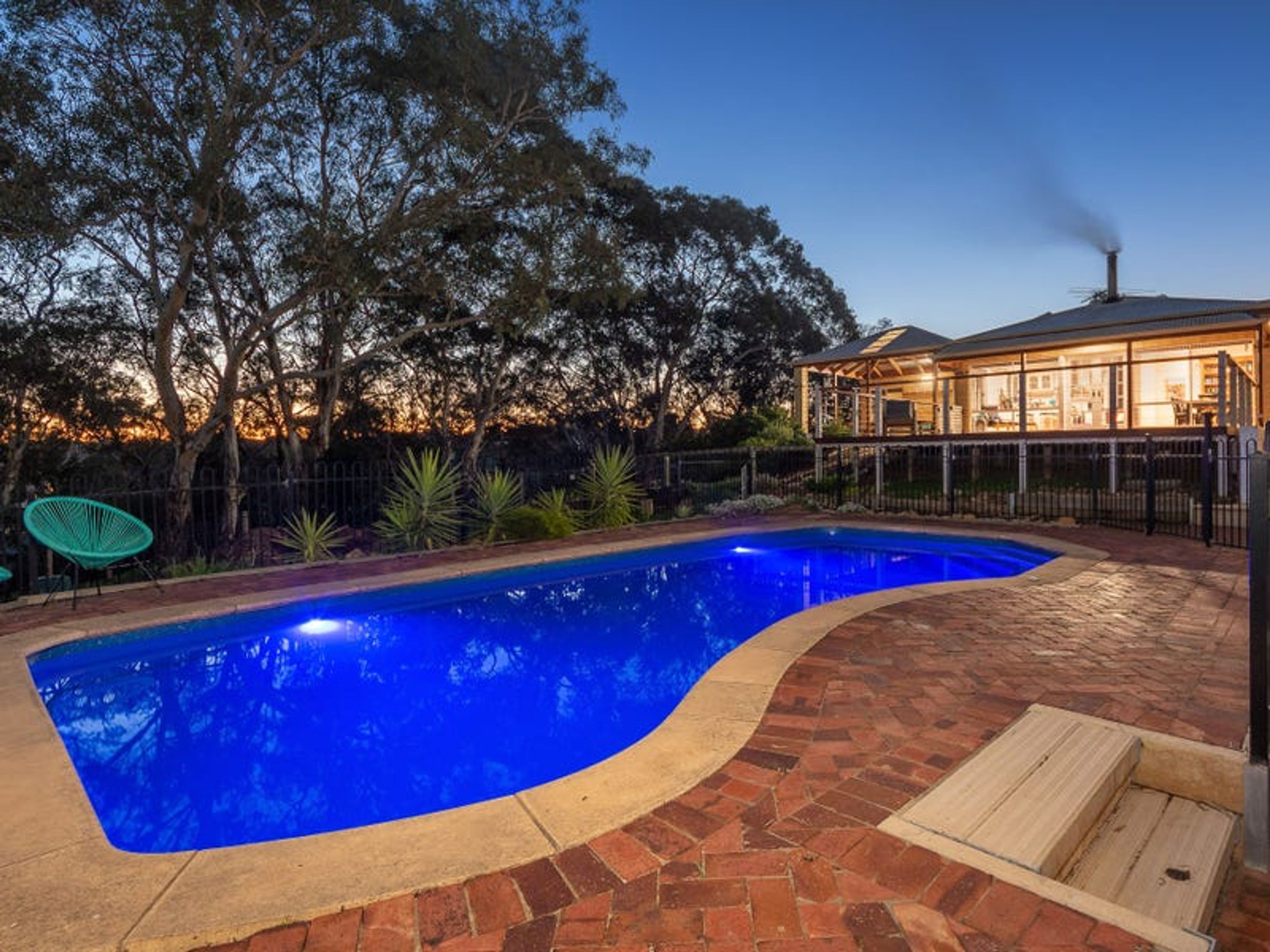 4 Dalmeny Dr, Mount Barker, SA 5251, Mount Barker - Thumbnail 2