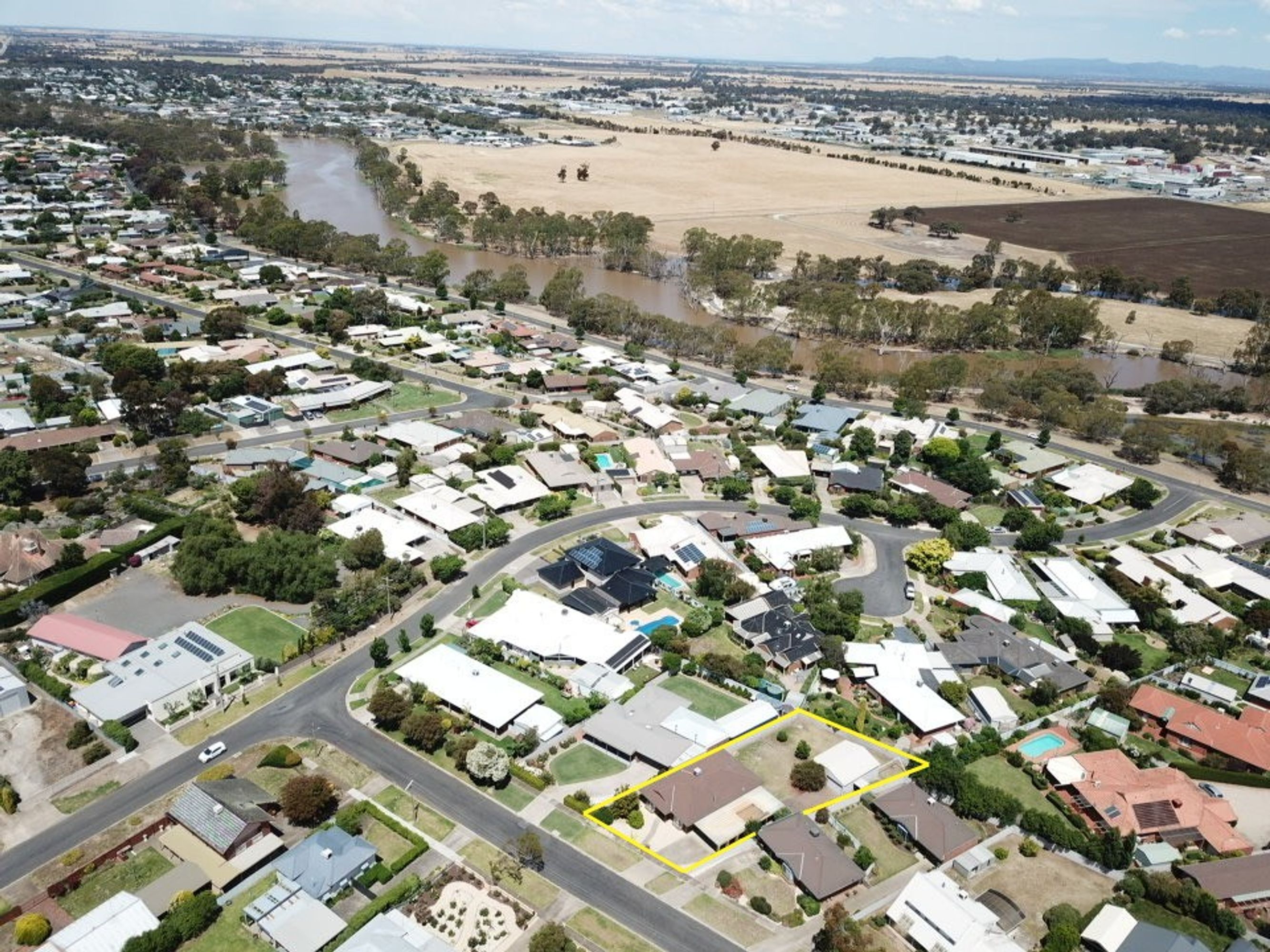 3 Penny Avenue, Horsham VIC 3400, Horsham - Thumbnail 2