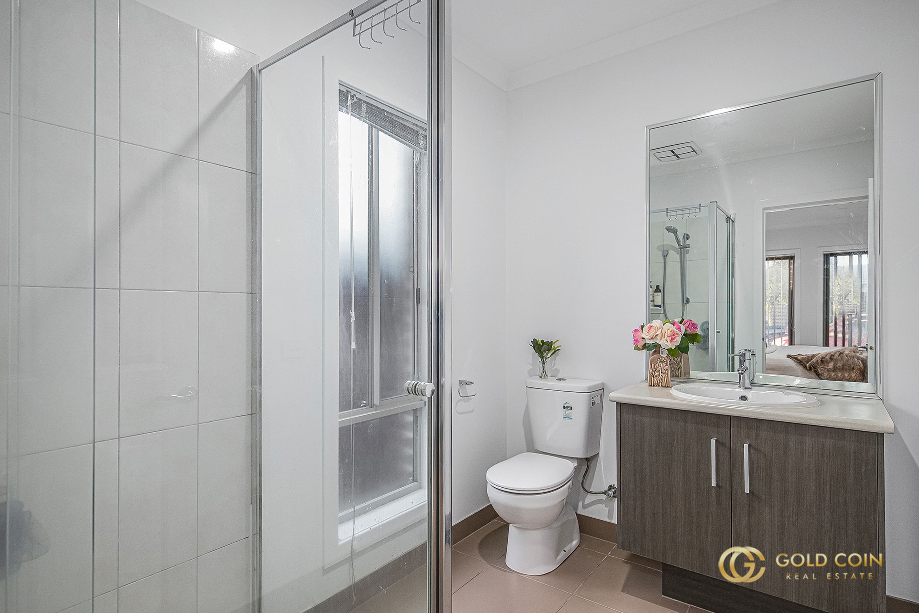 8 Damper Way, Lynbrook - Thumbnail 7