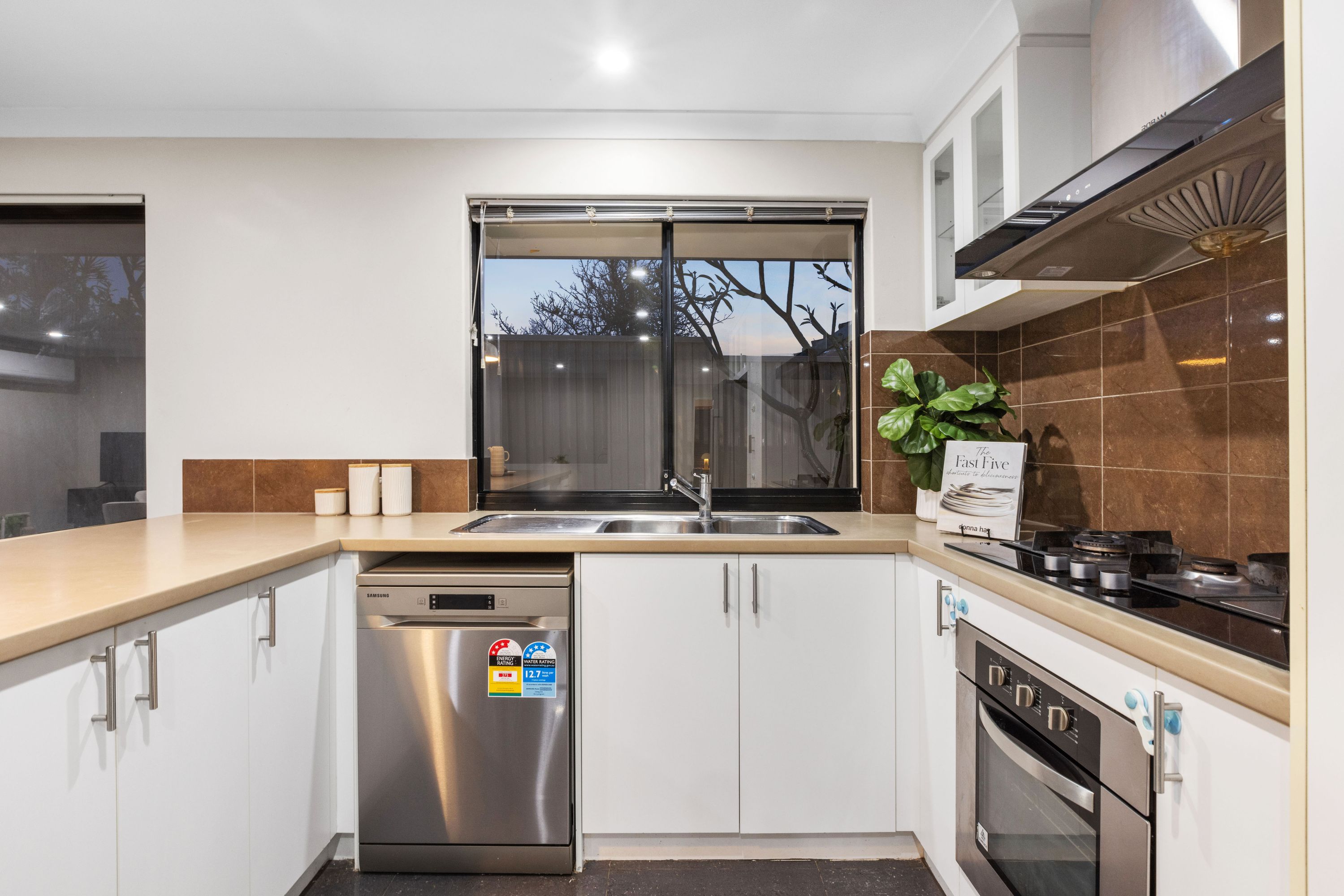 35A Whittle Place, Stirling - Thumbnail 6