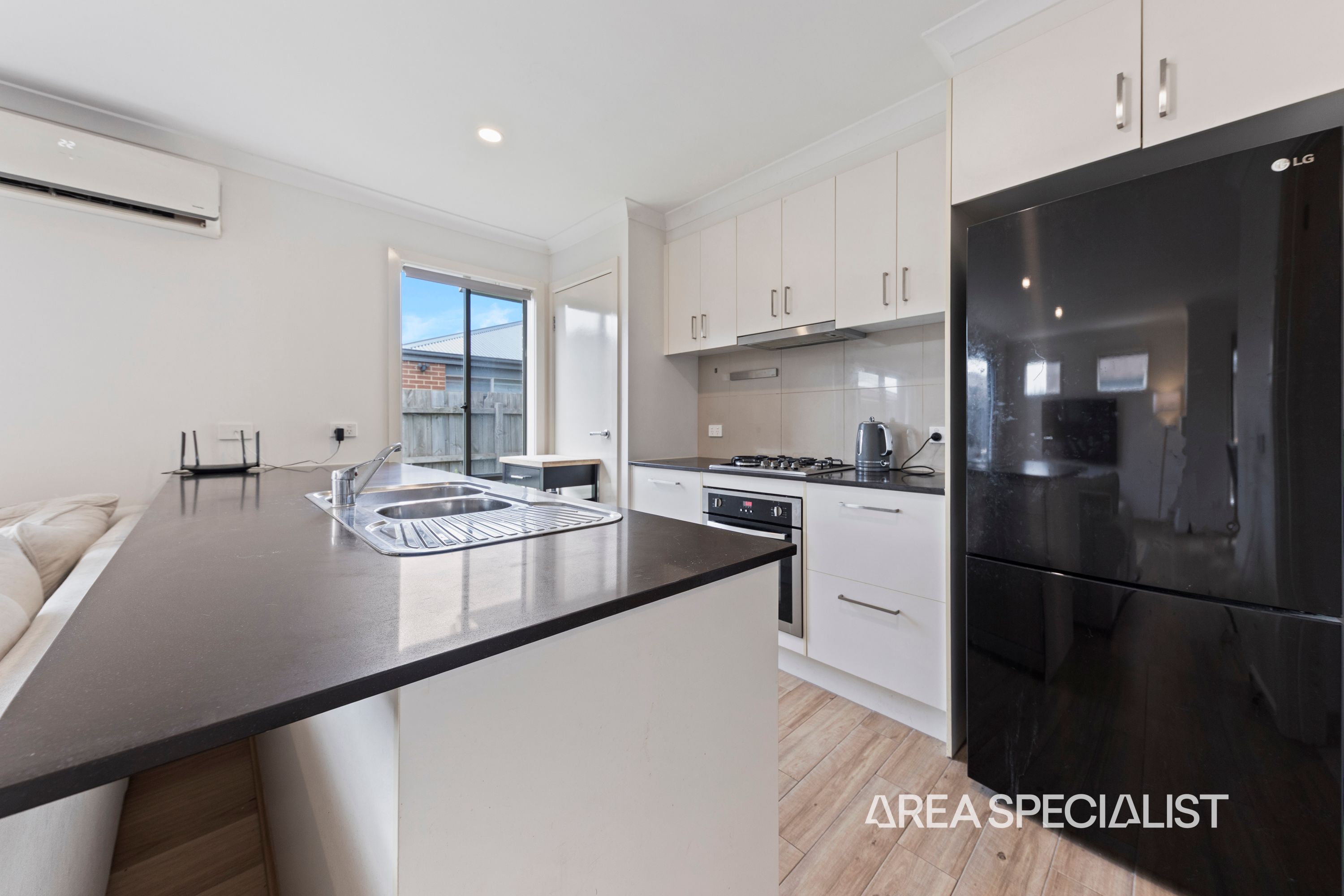 10 Nemo Street, Pakenham - Thumbnail 4