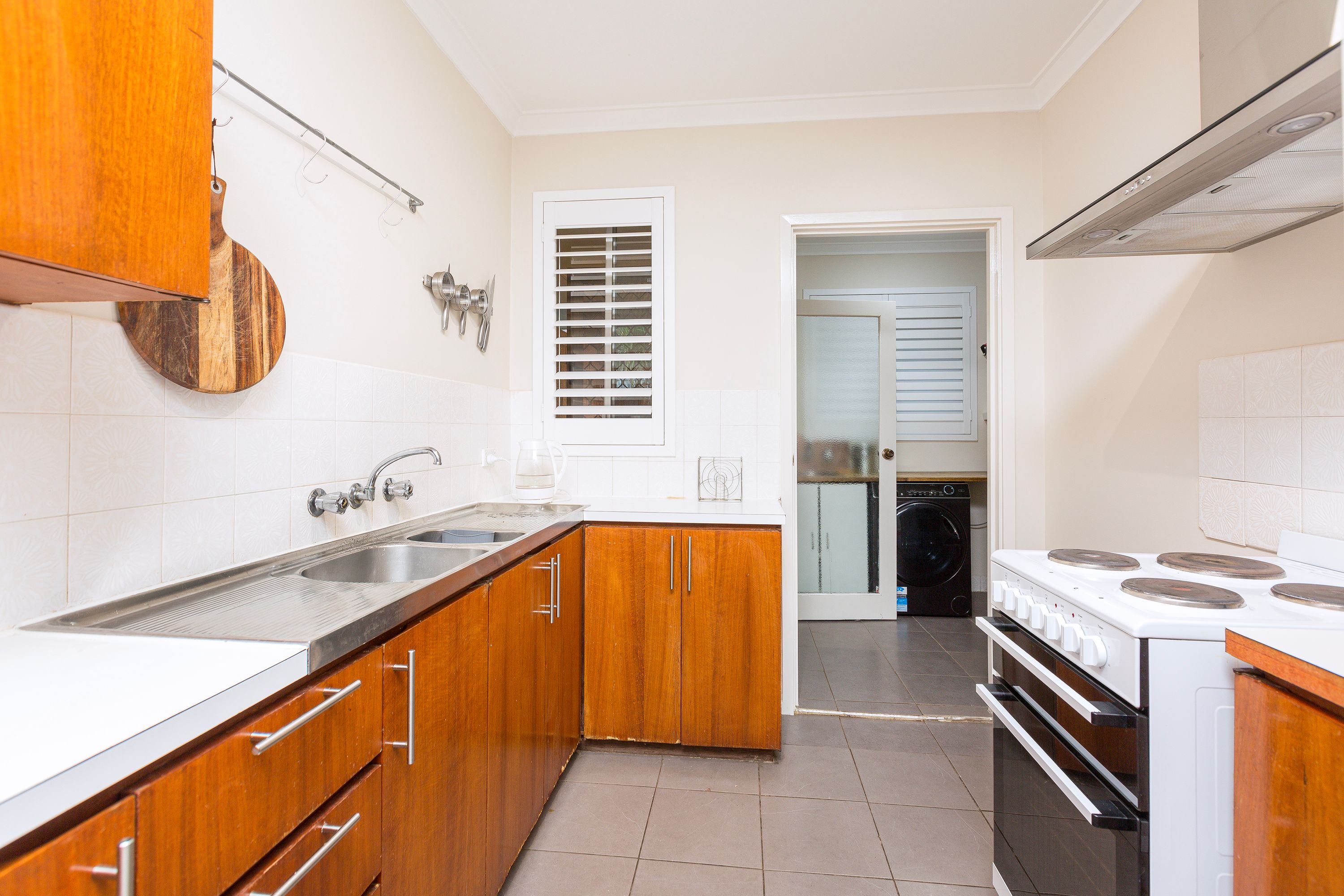 2/2/8 Coolidge Street, Como - Thumbnail 6