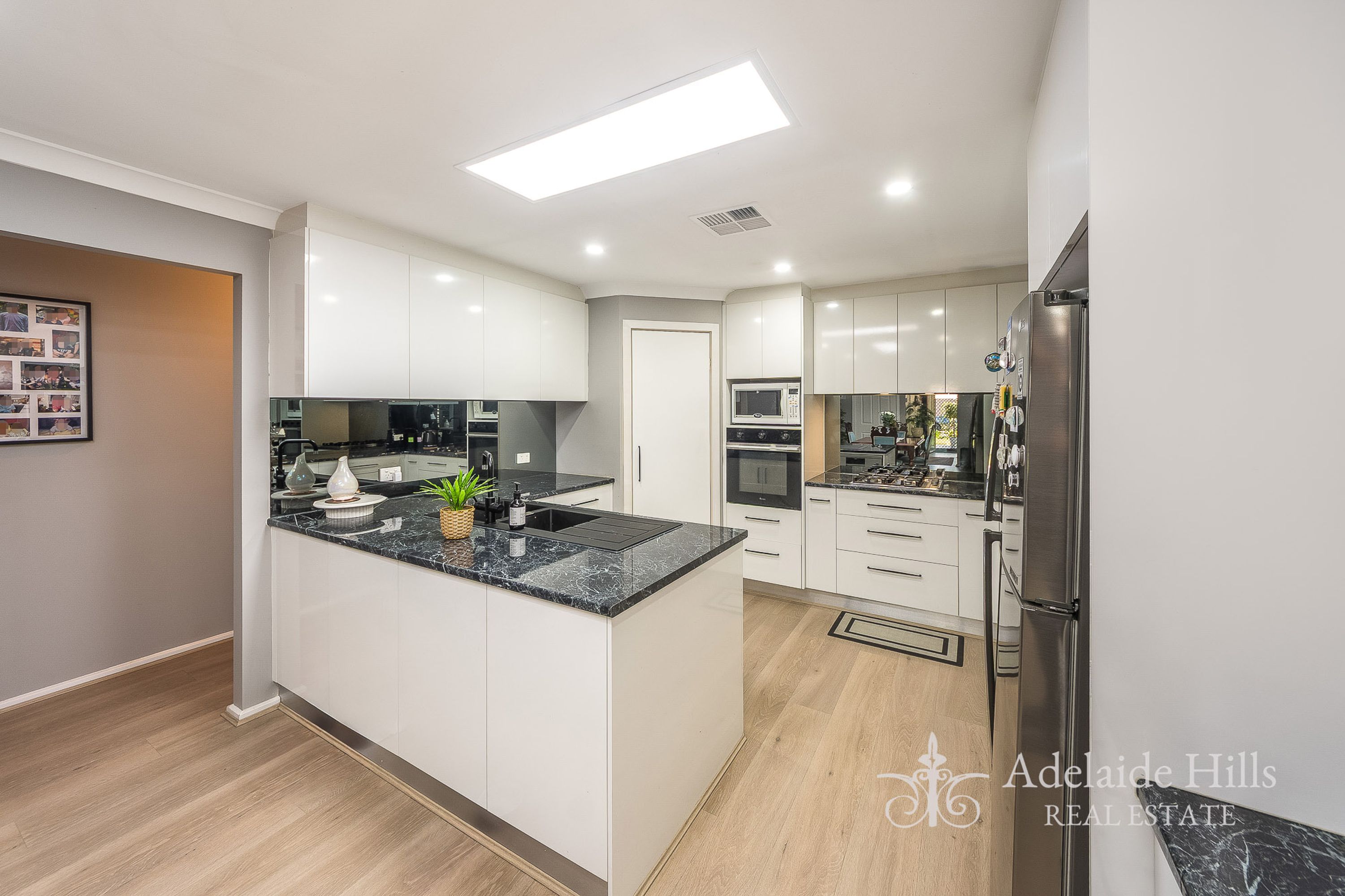 10 Charbray Court, Mount Barker SA 5251, Mount Barker - Thumbnail 3