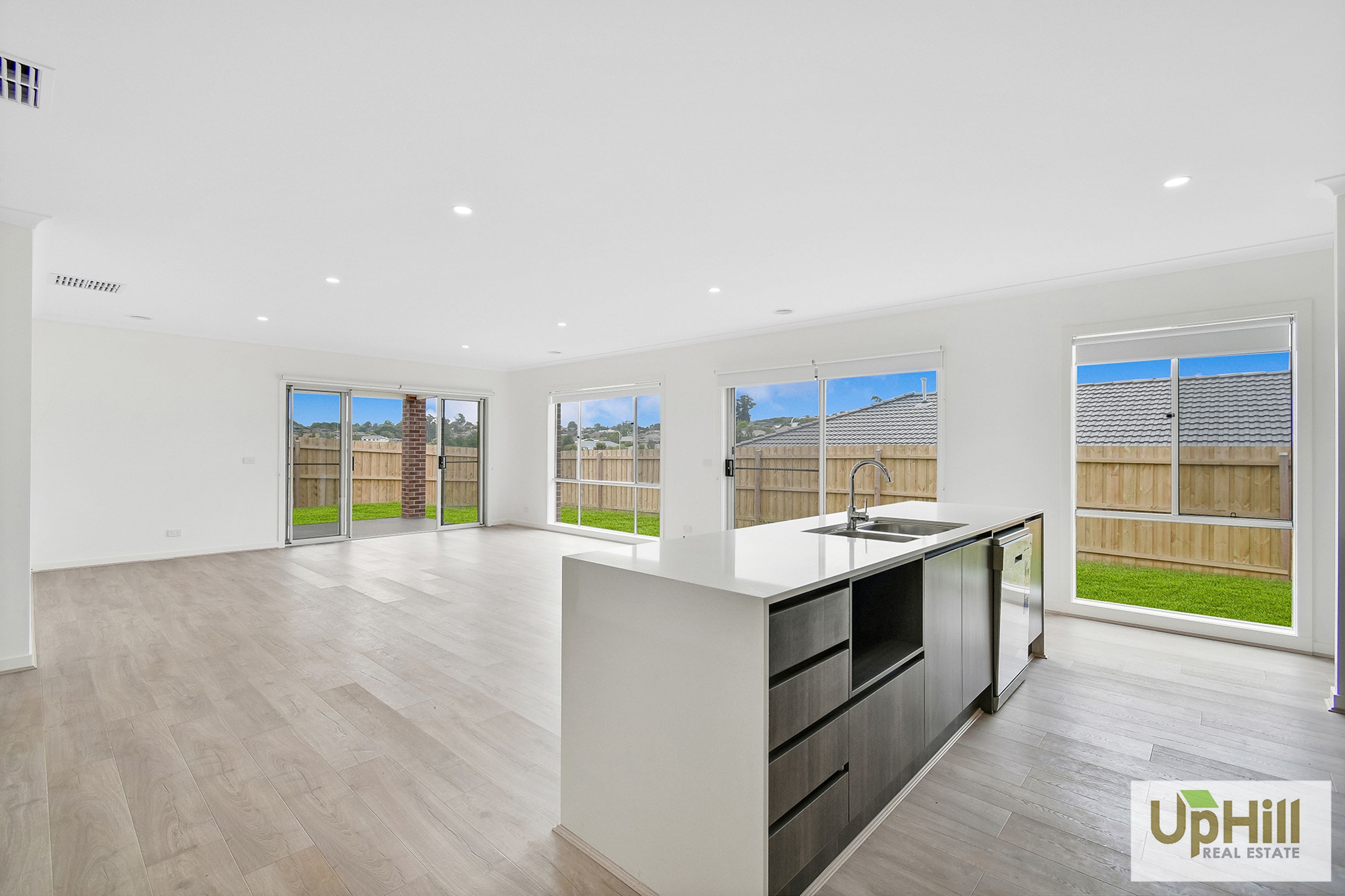12 HEROIC STREET, Drouin - Thumbnail 3