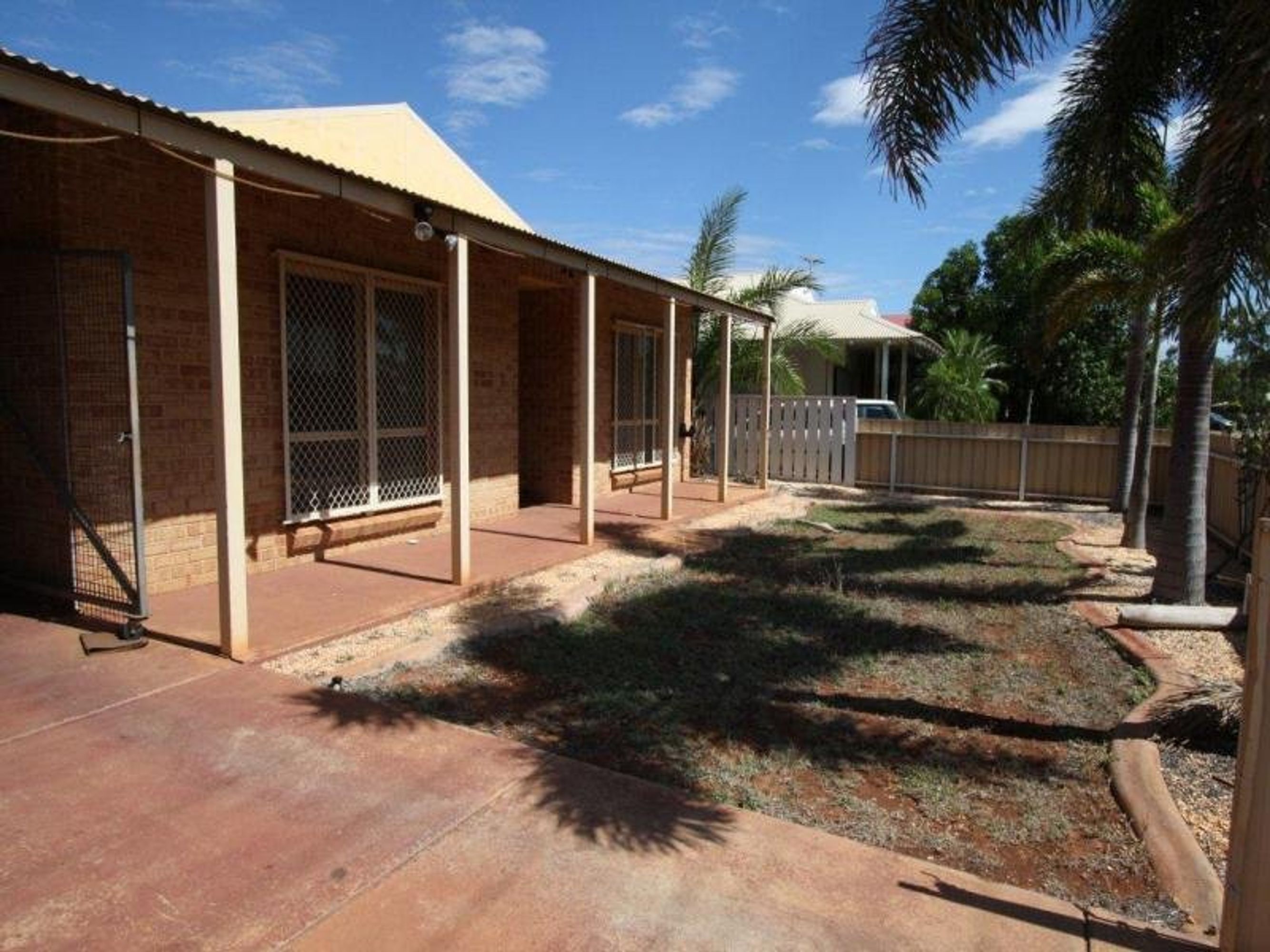 26 Somerset Crescent, South Hedland, South Hedland - Thumbnail 2