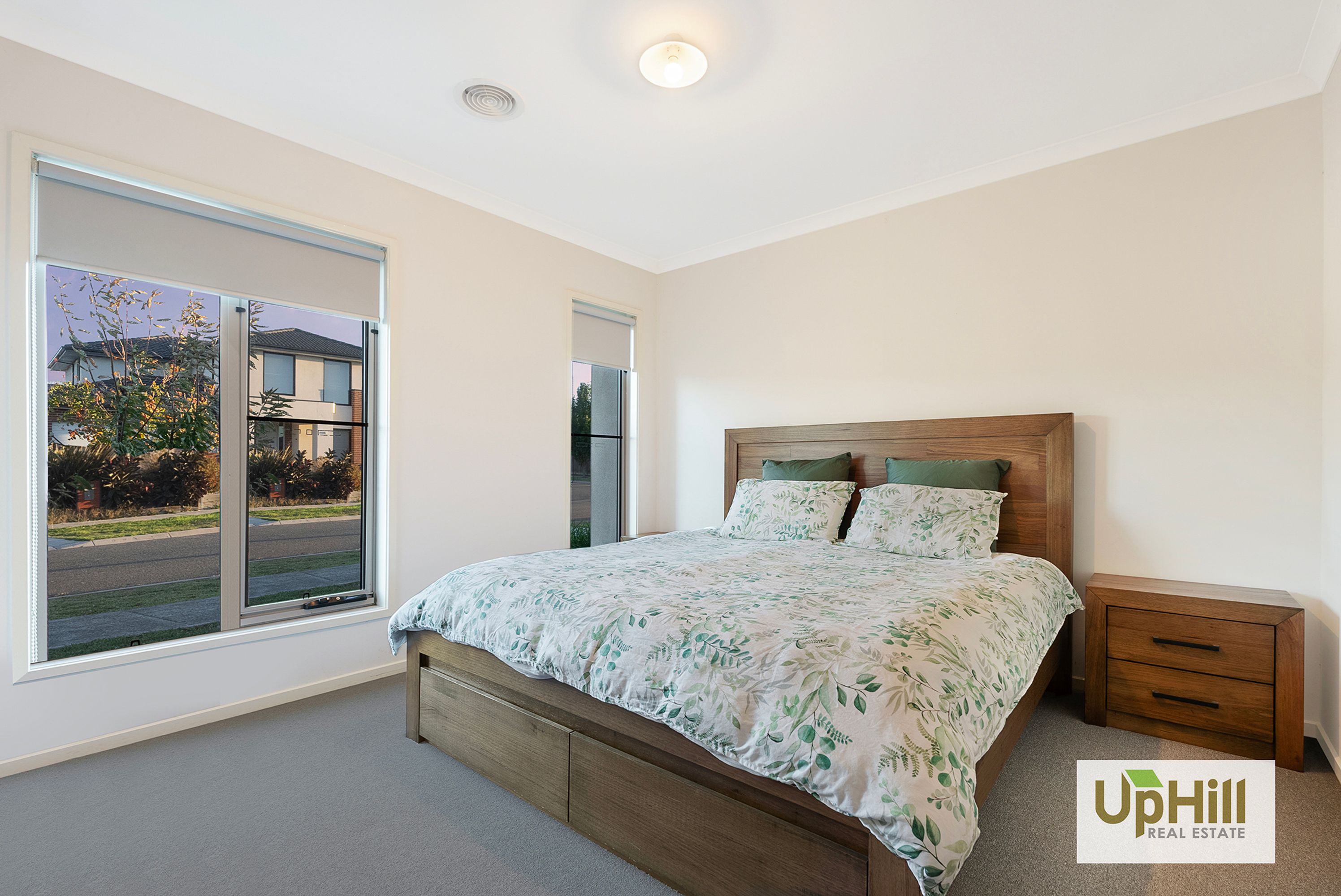 23 Colonnade Street, Clyde North - Thumbnail 2
