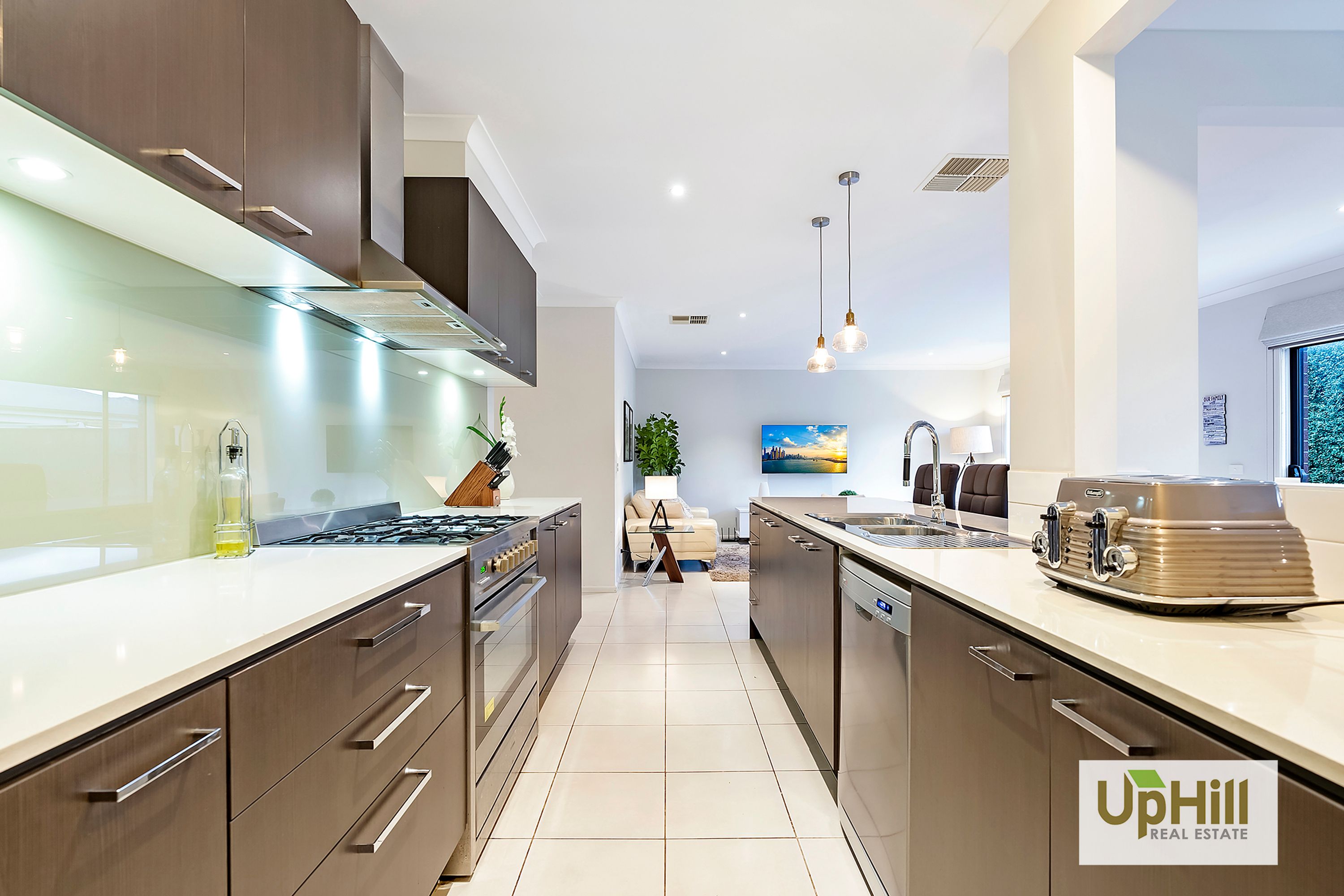 64 Kilmarnock Way, Clyde North - Thumbnail 6